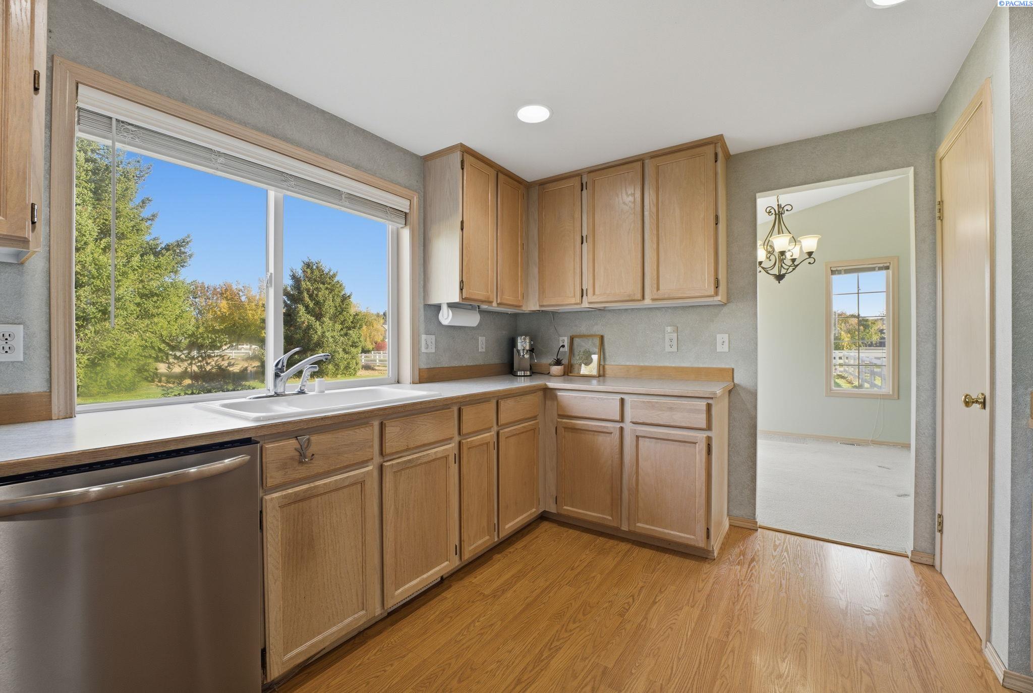 3522 Lexington Street