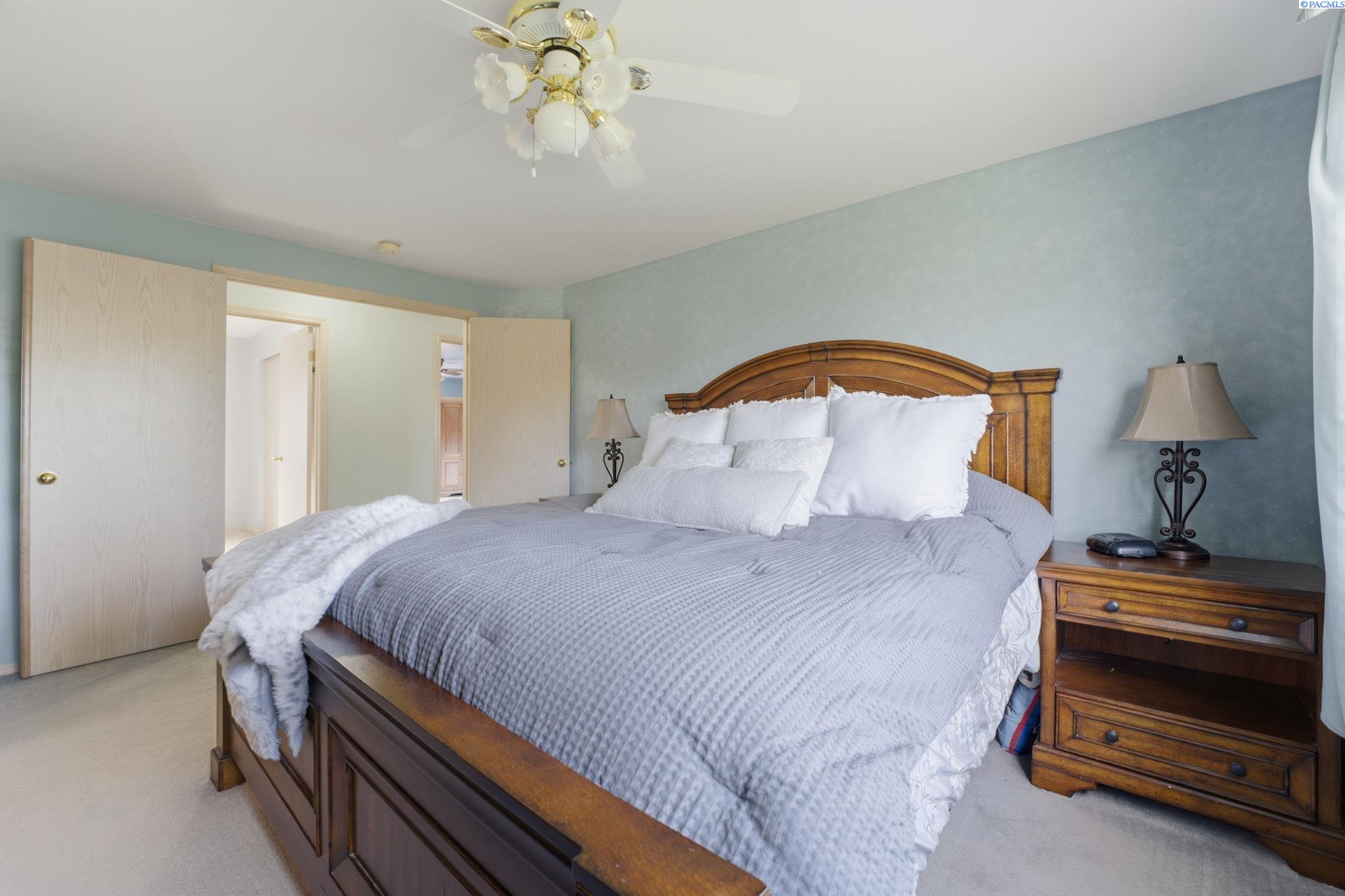 3522 Lexington Street