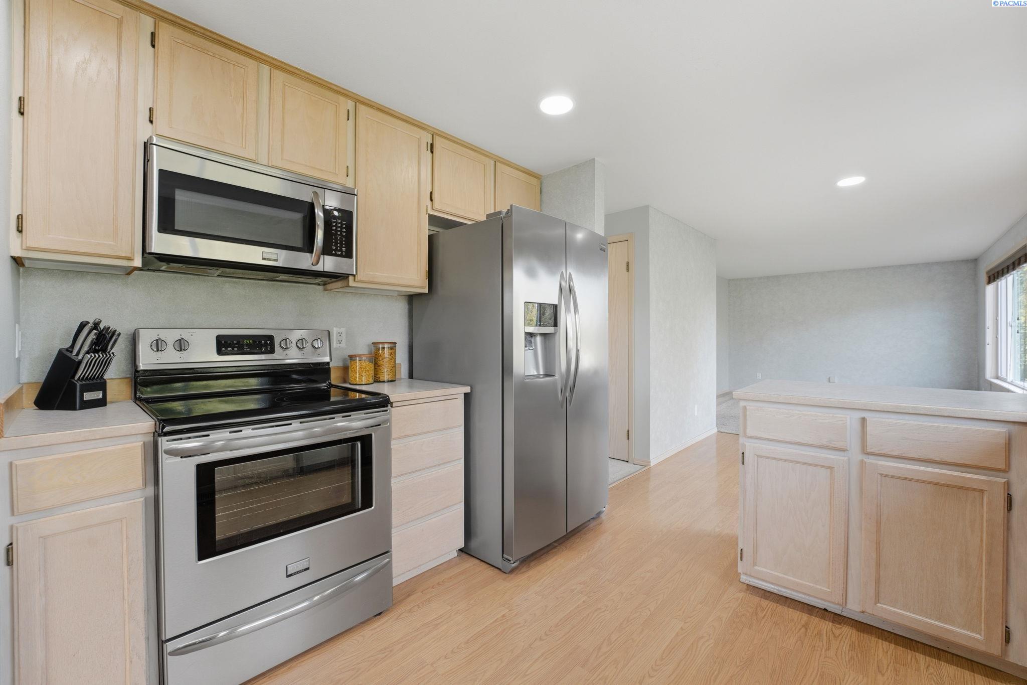 3522 Lexington Street