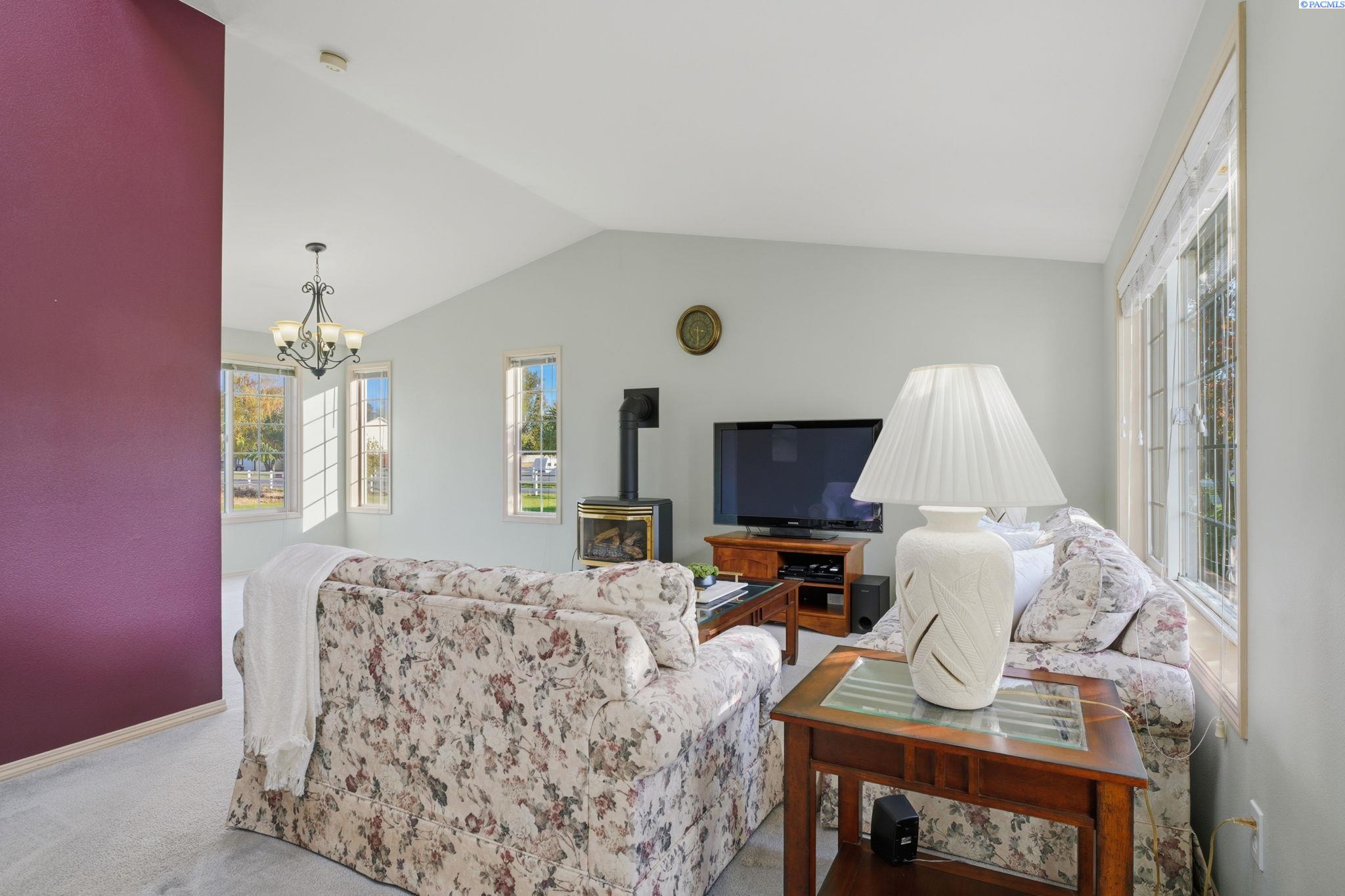 3522 Lexington Street