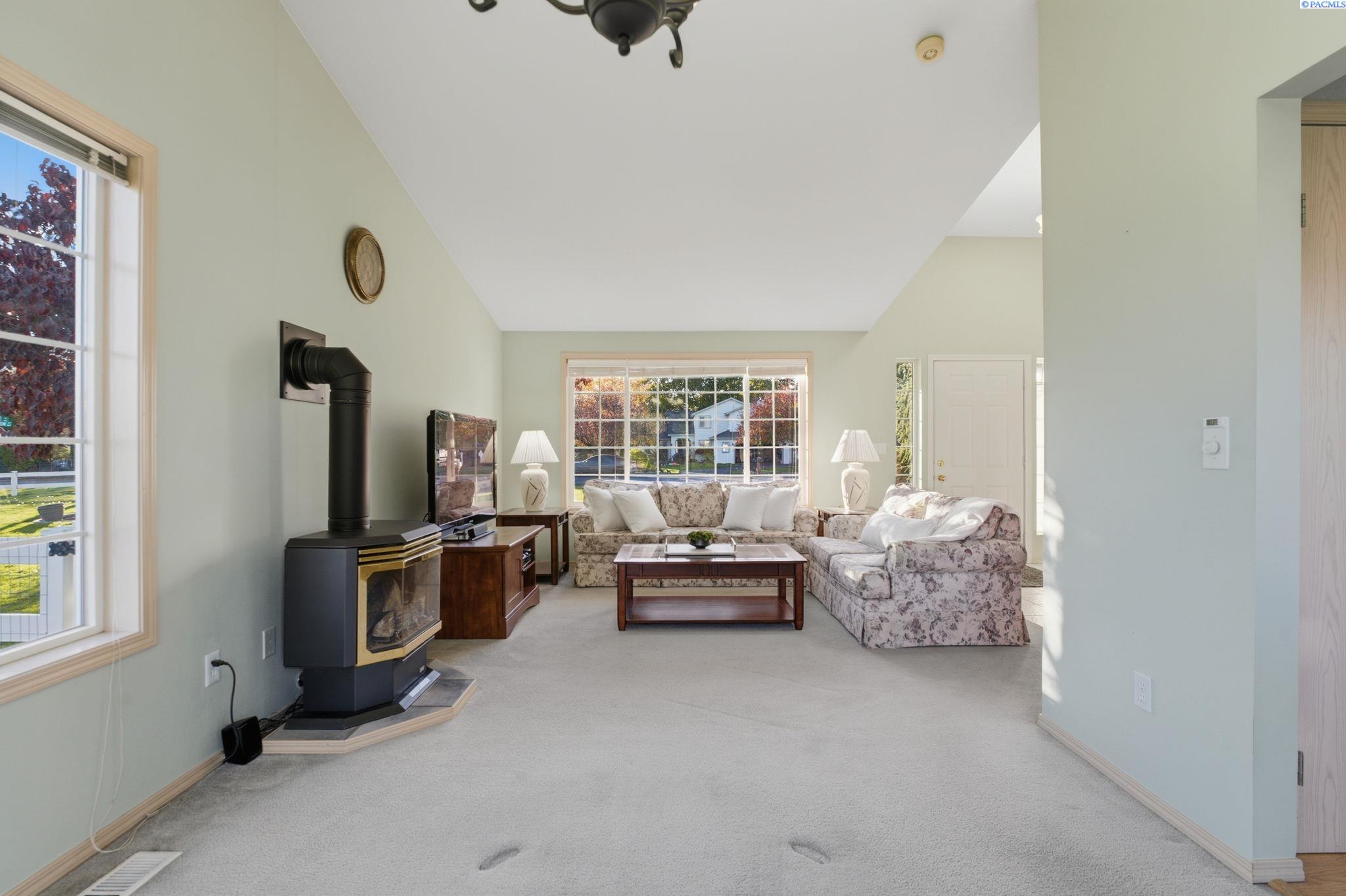 3522 Lexington Street