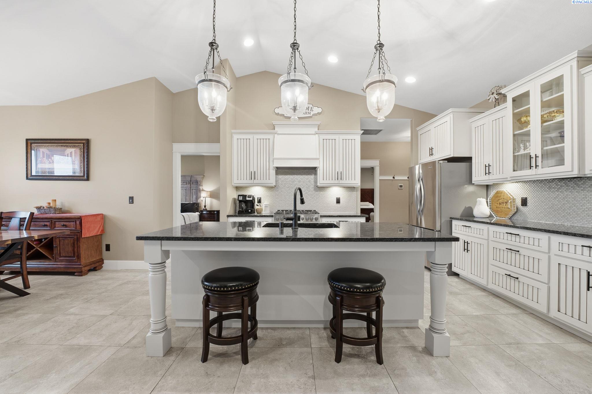 6603 Whetstone
