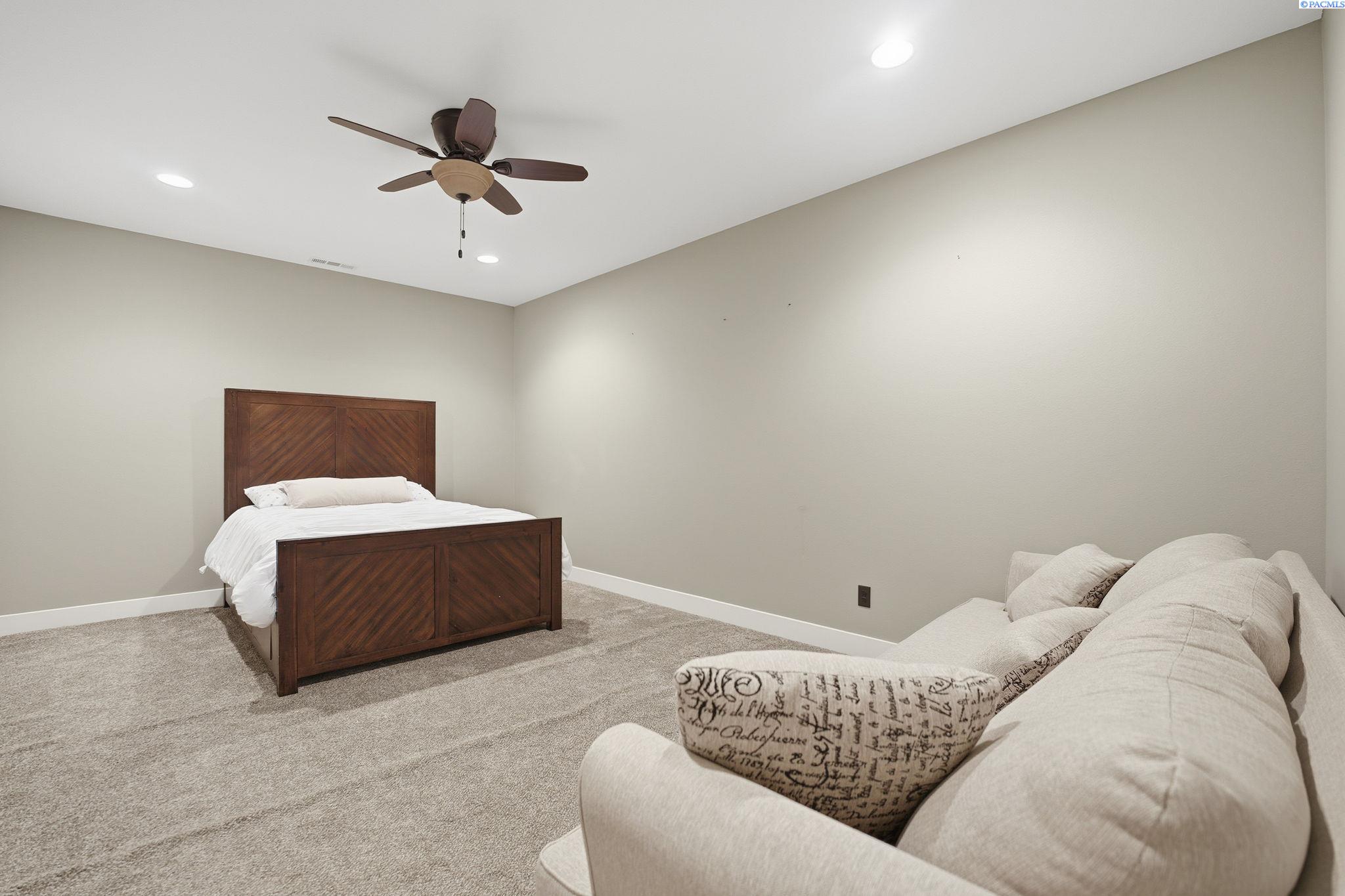 6603 Whetstone