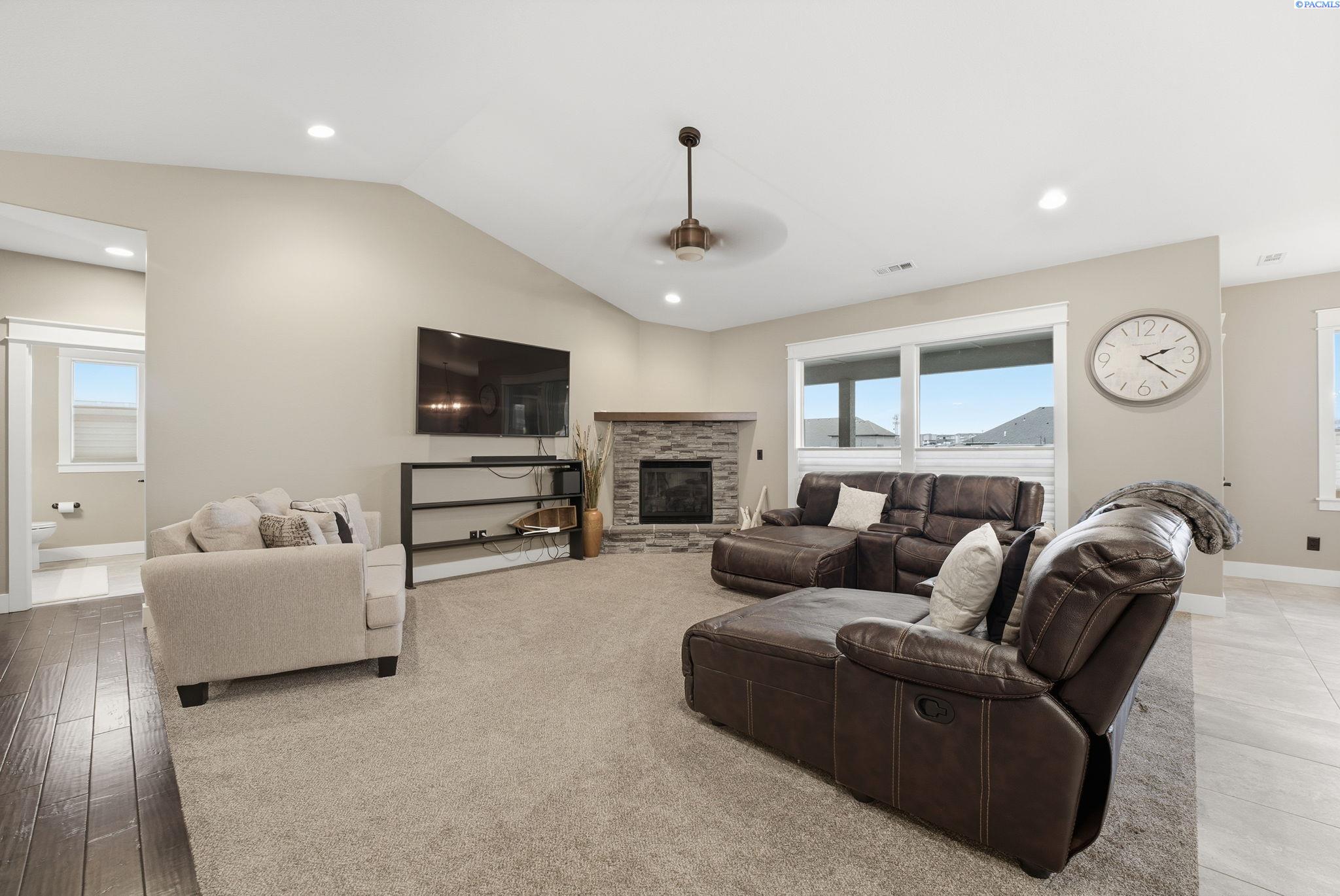 6603 Whetstone
