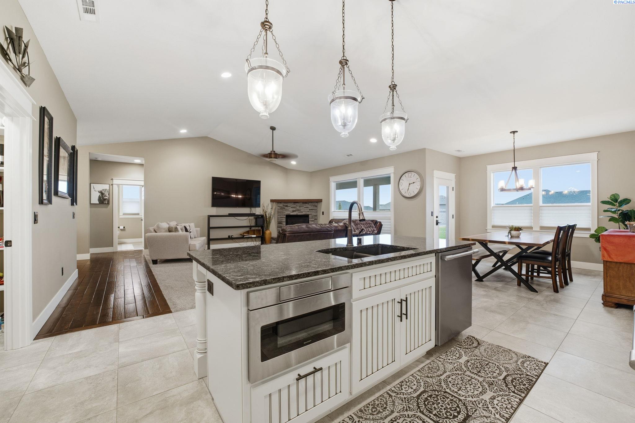 6603 Whetstone