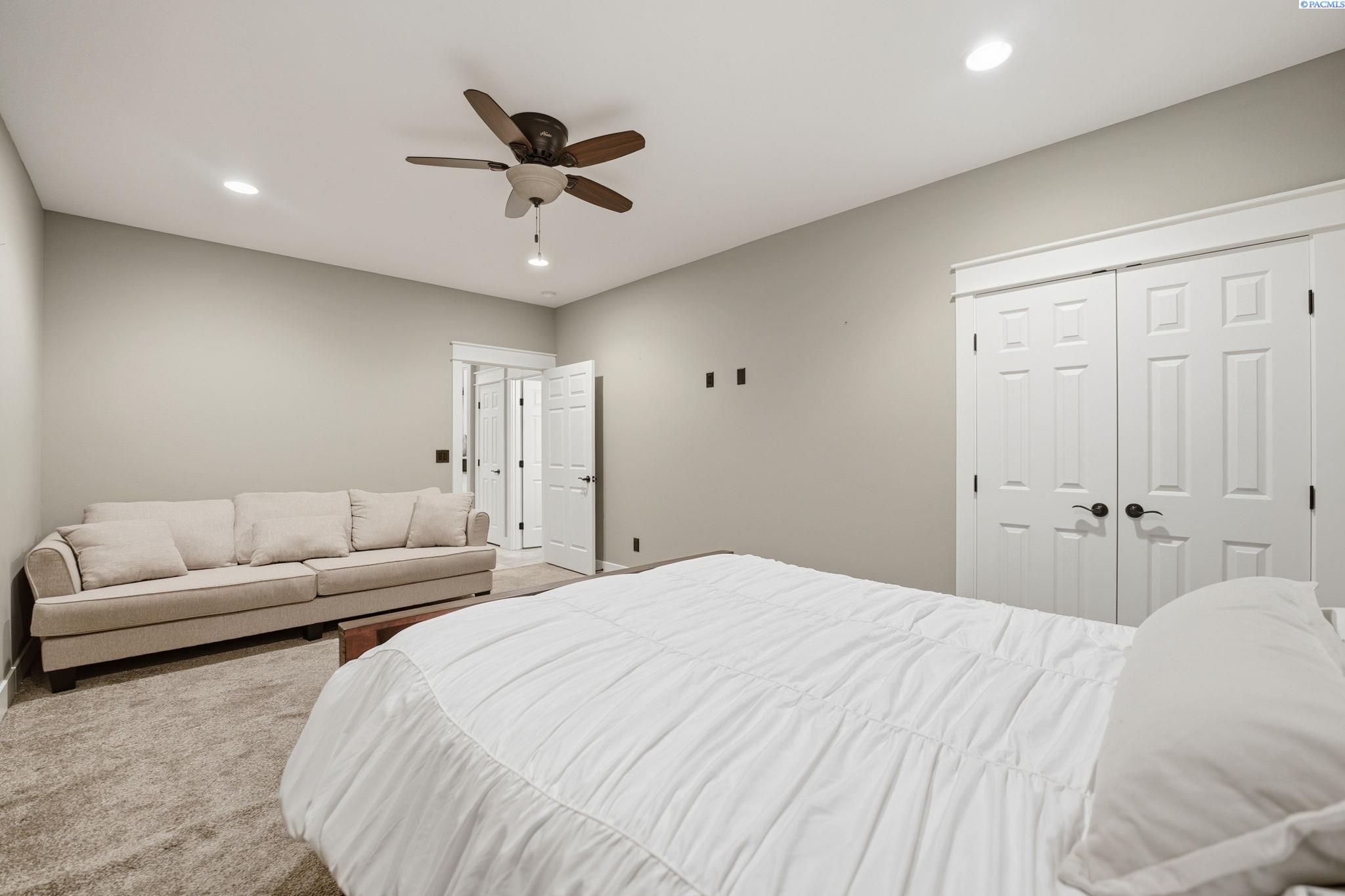 6603 Whetstone
