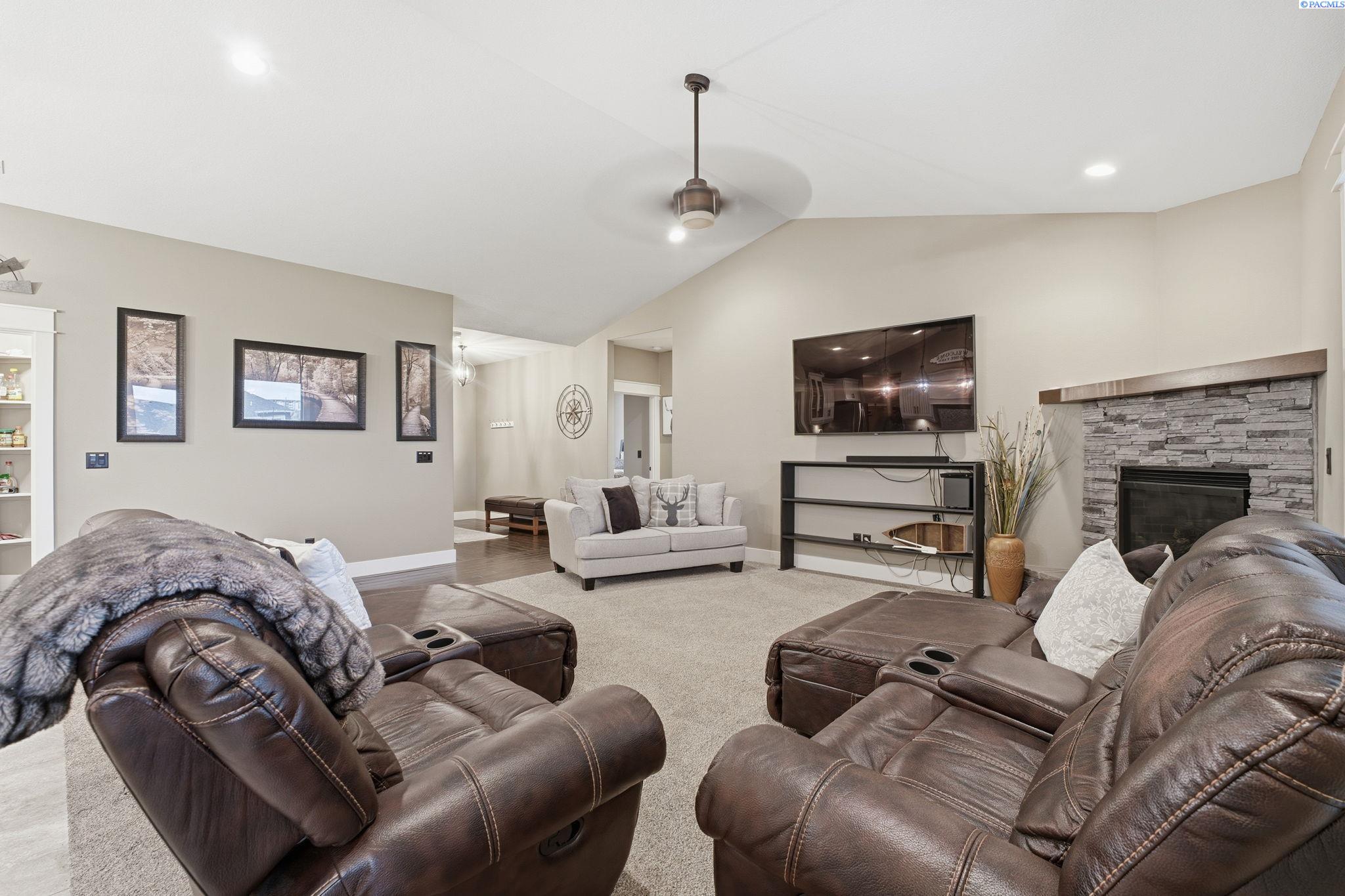 6603 Whetstone