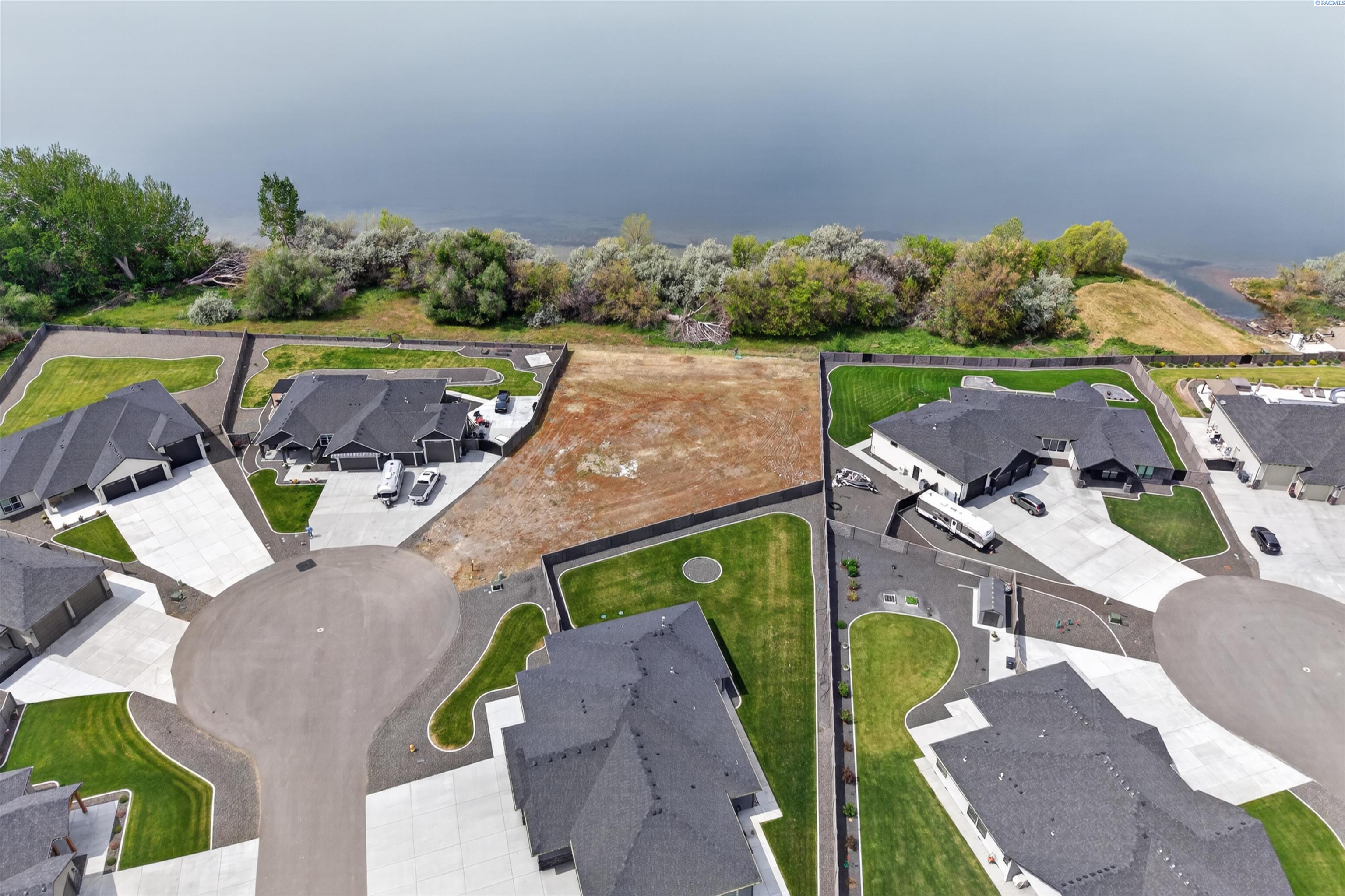 12817 Willettas Pl