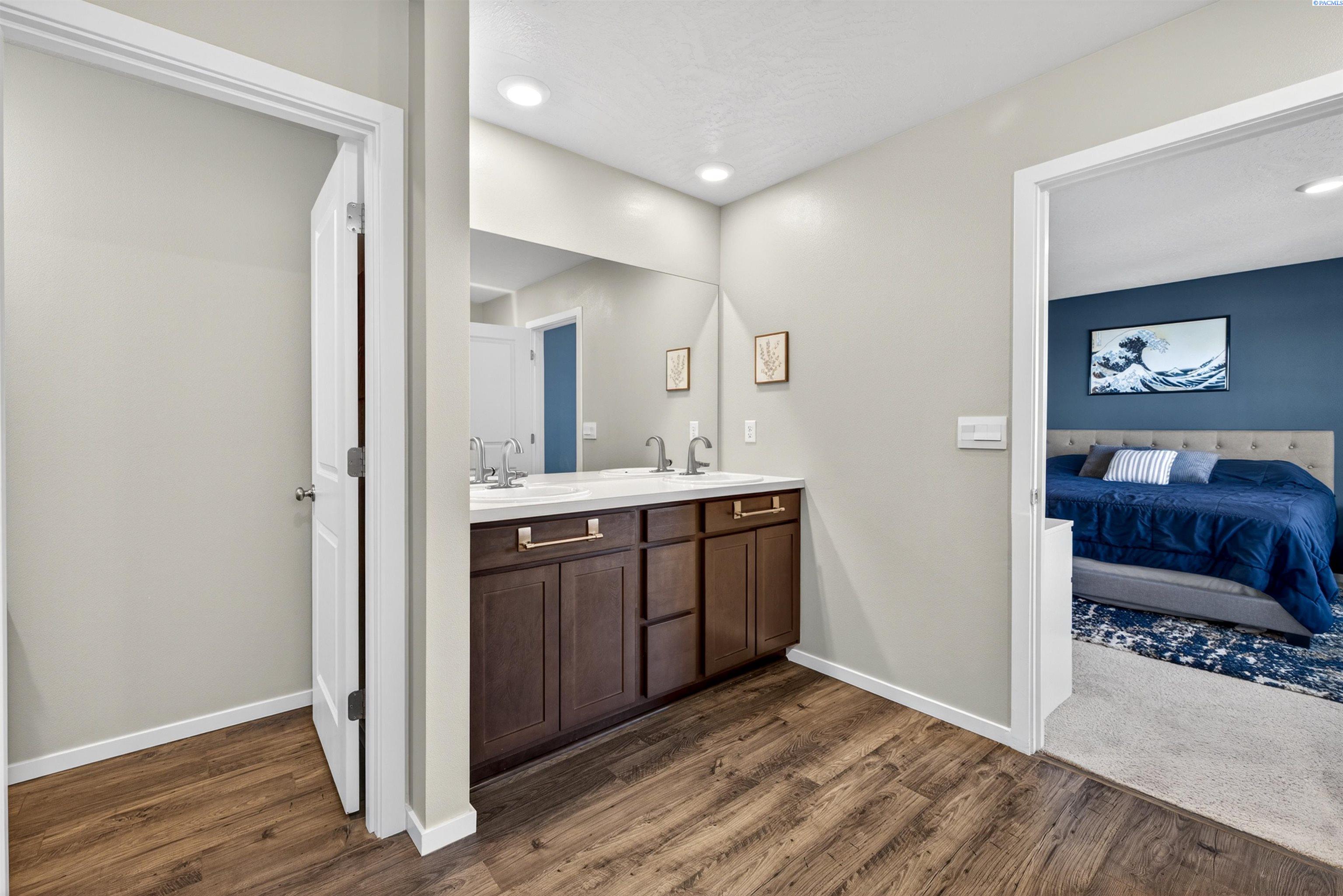 7796 Ranchland Lane