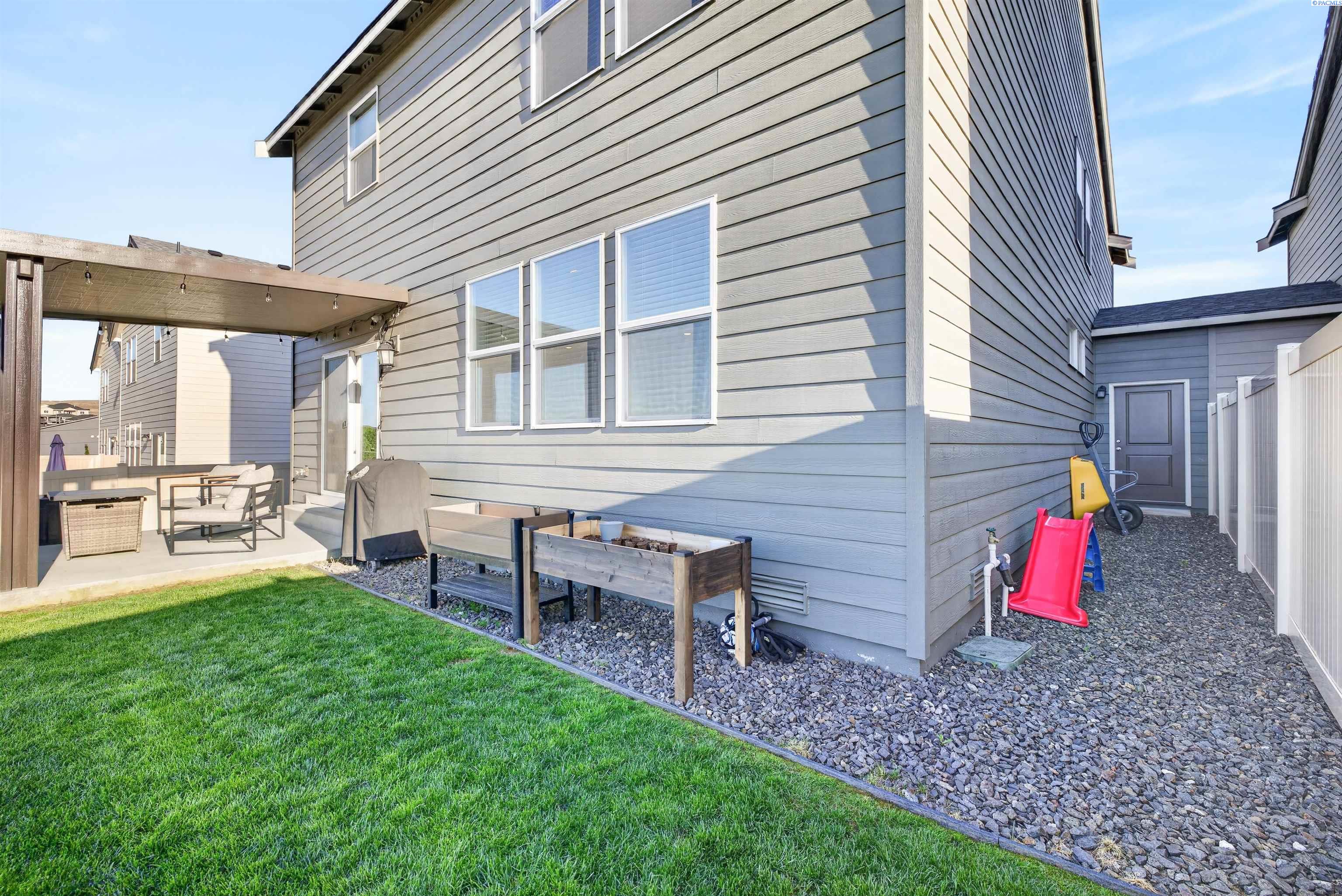7796 Ranchland Lane
