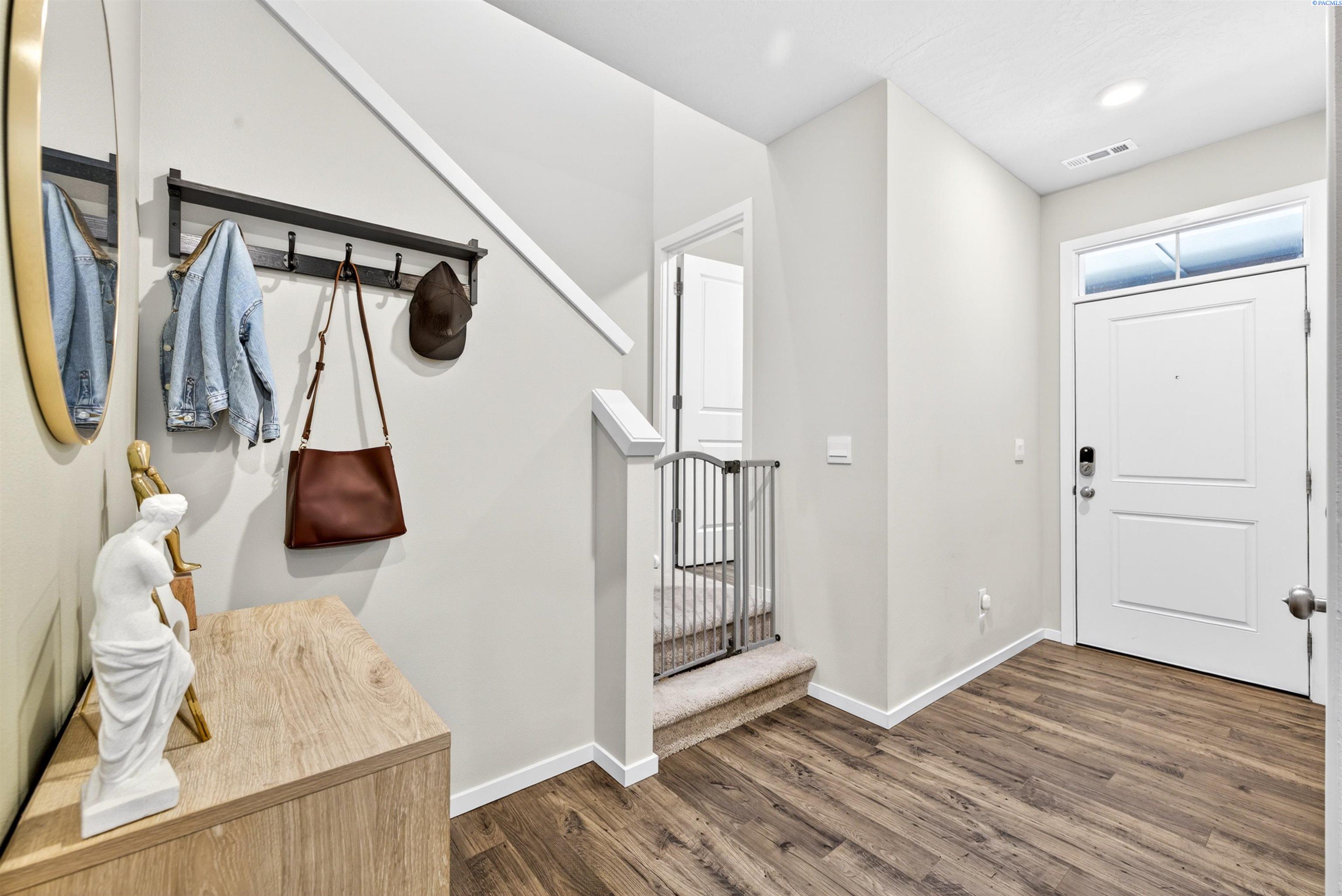 7796 Ranchland Lane