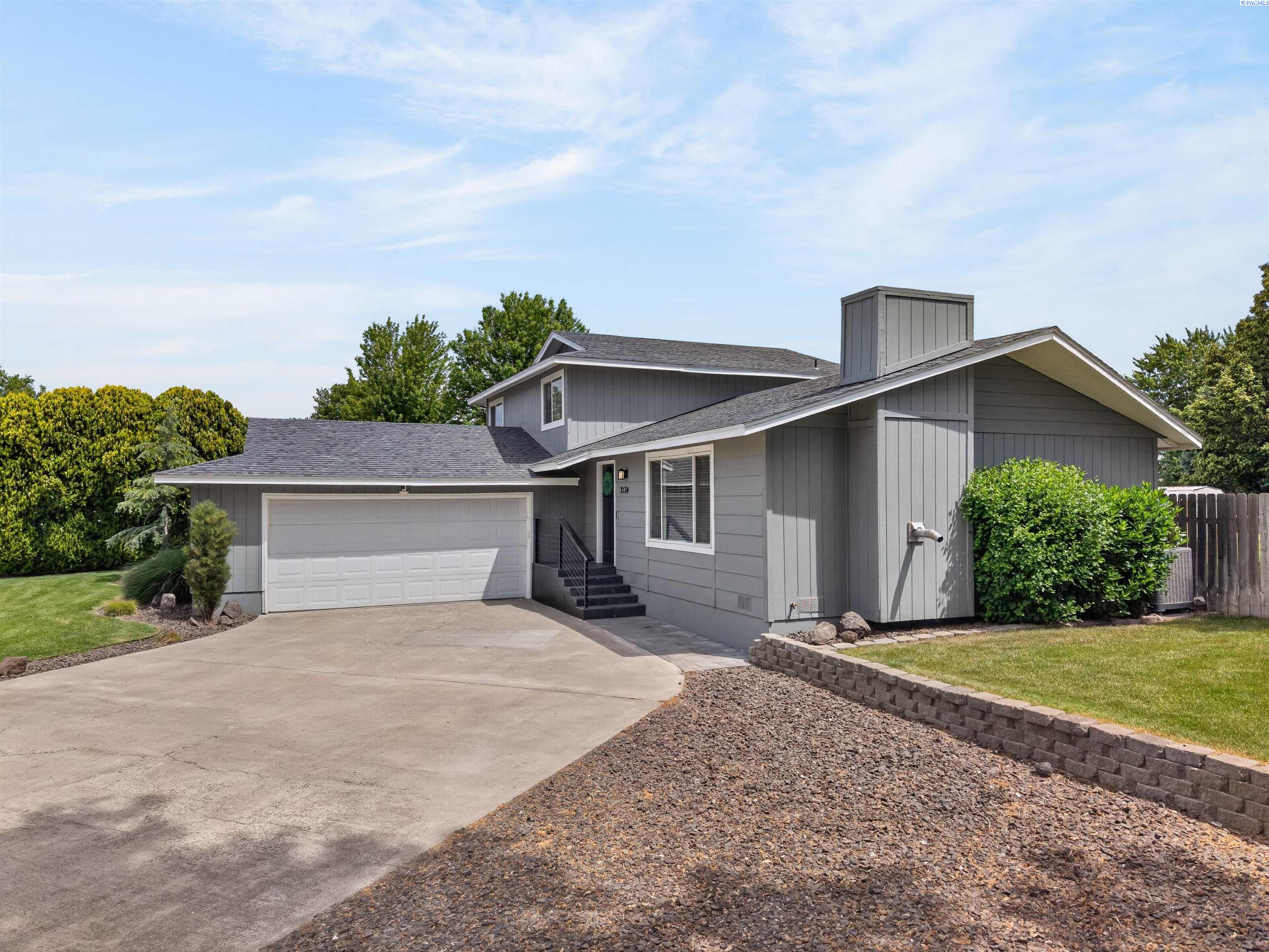 2134 Blue Jay Lane