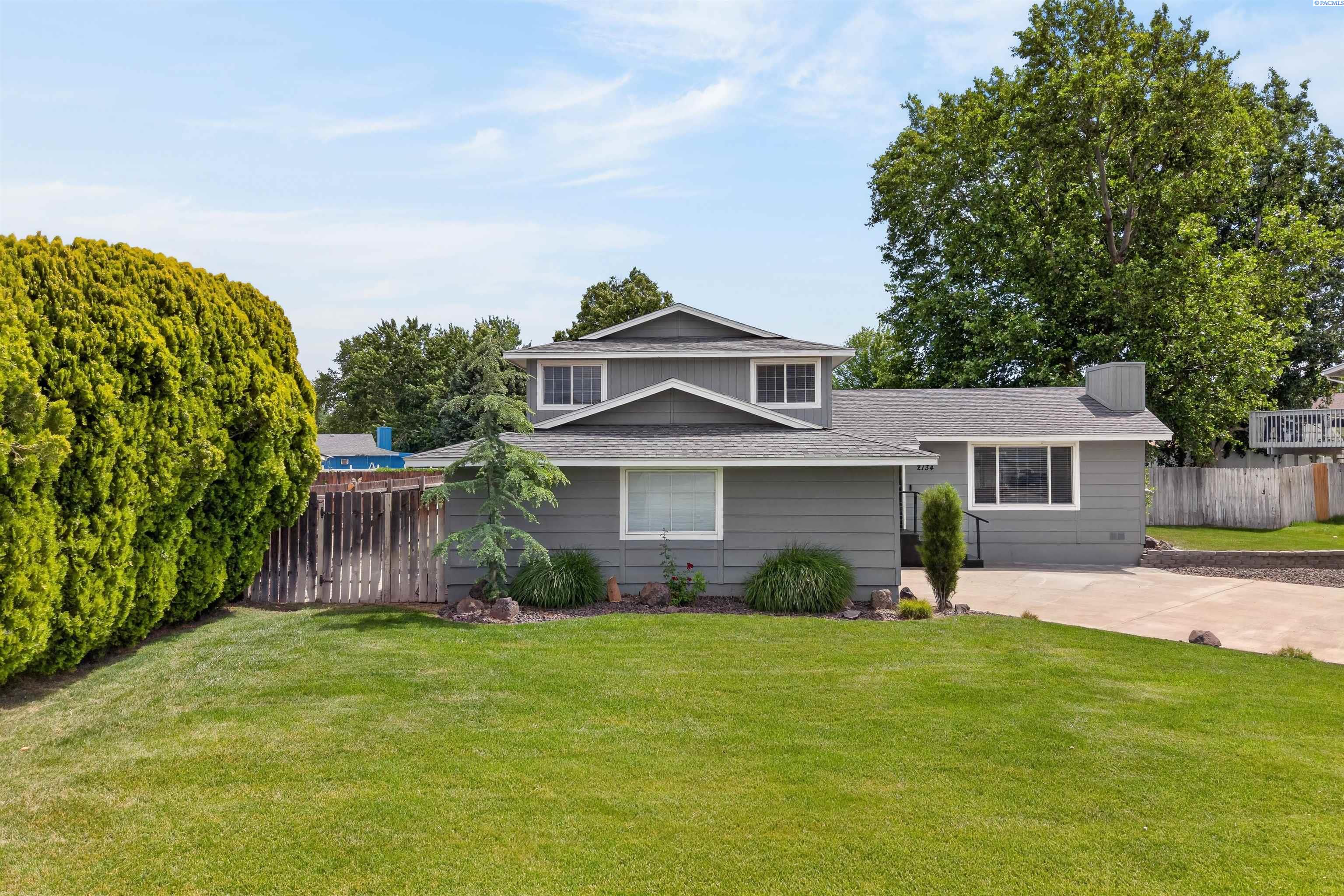 2134 Blue Jay Lane