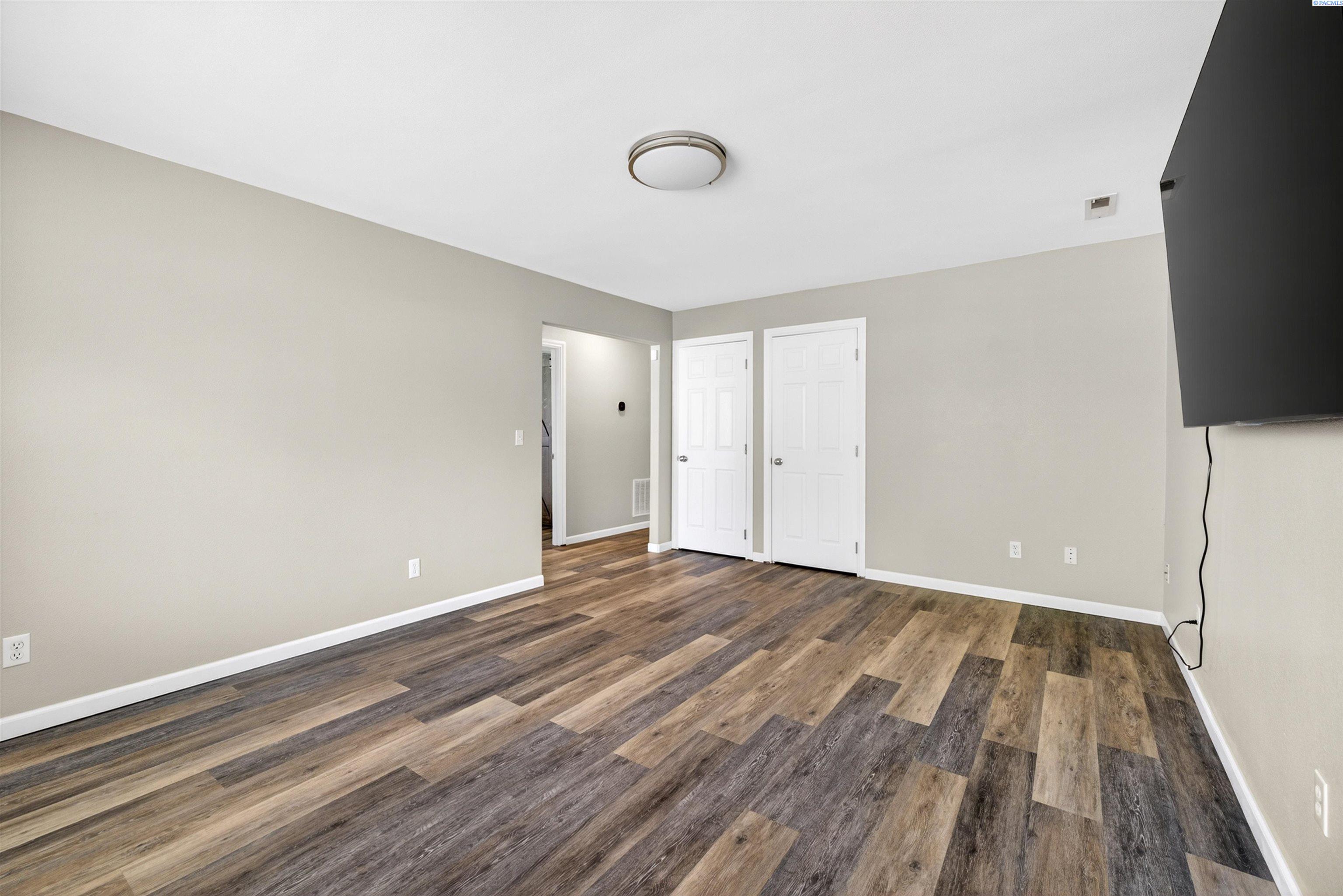 2134 Blue Jay Lane