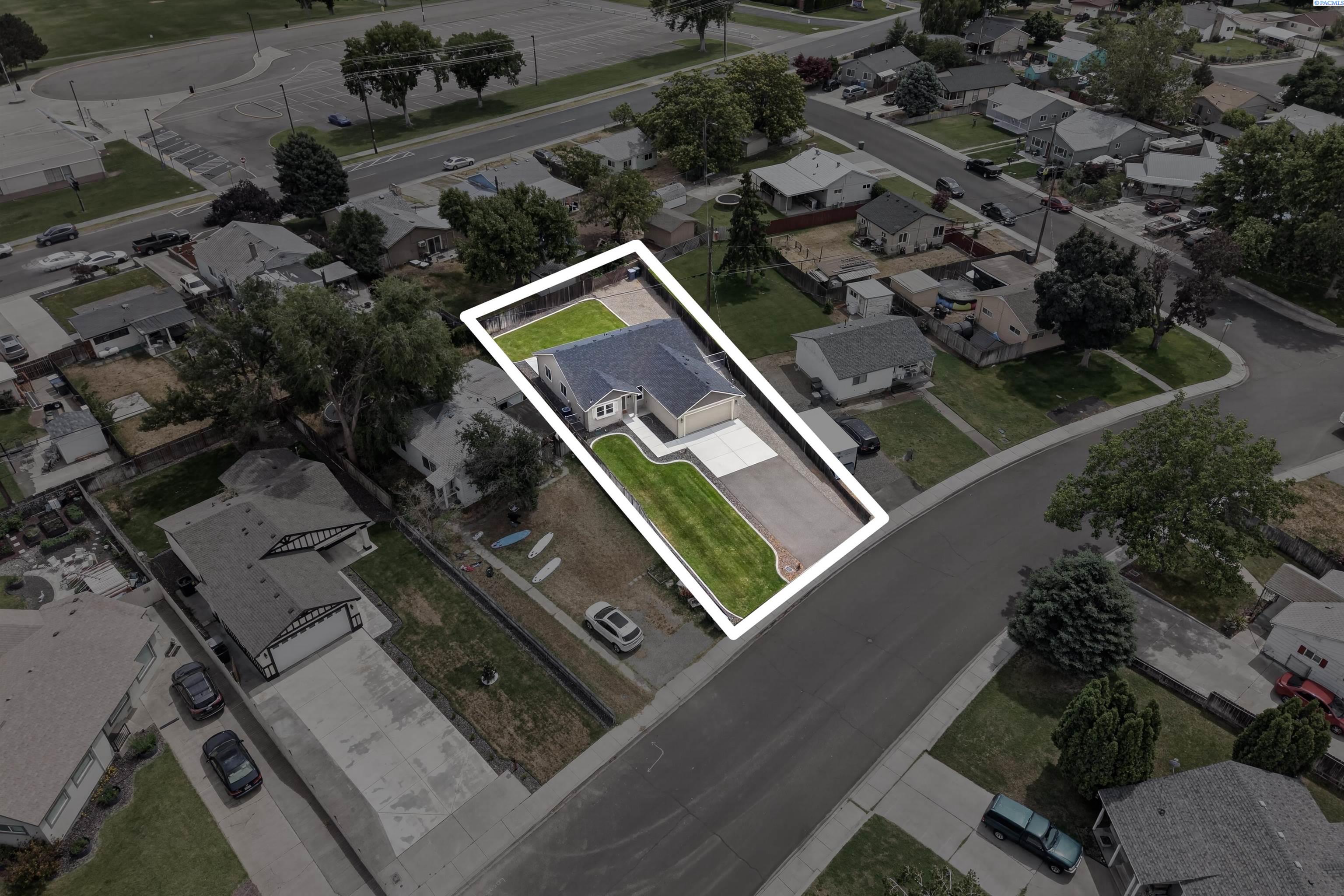 606 Sanford Ave