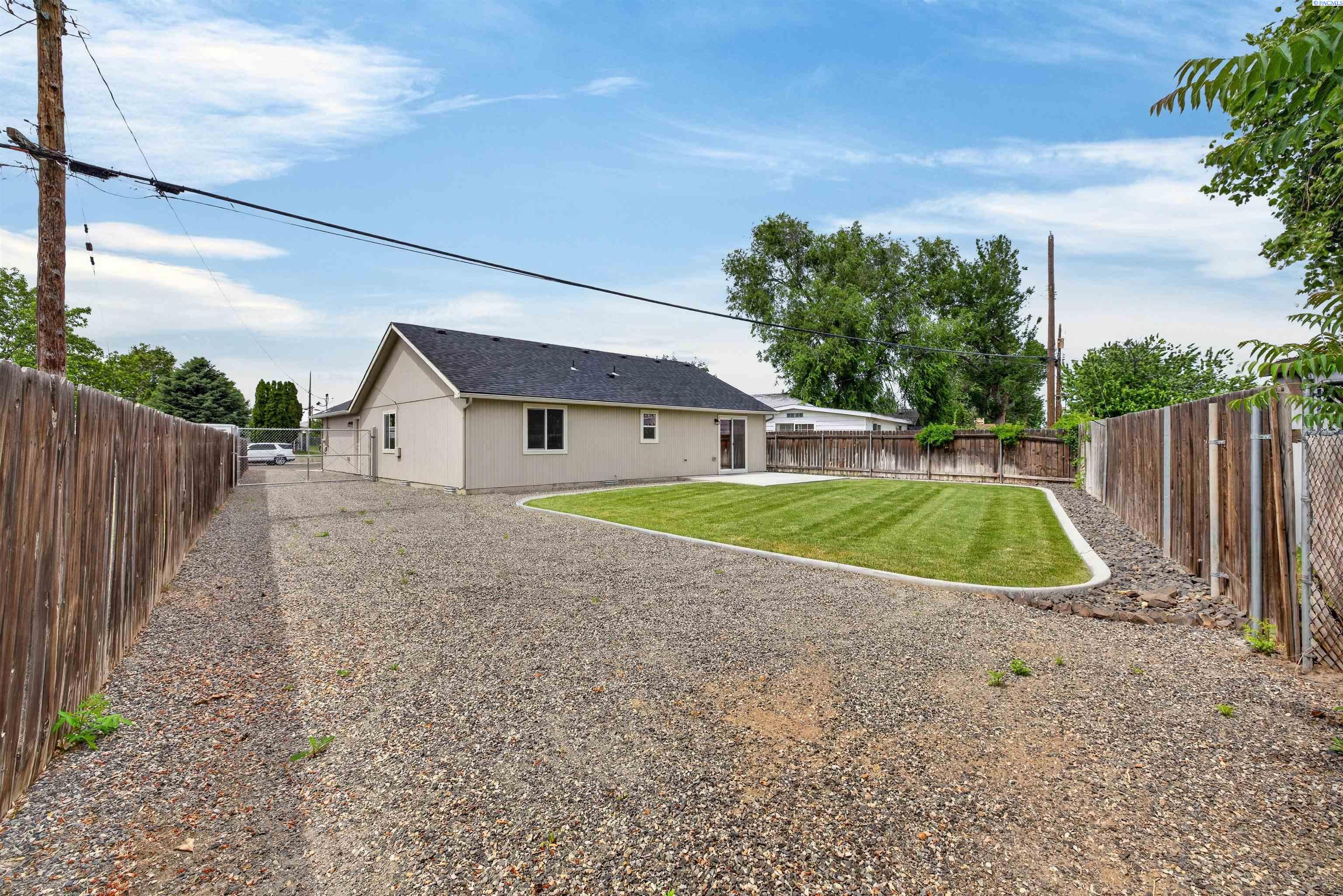 606 Sanford Ave