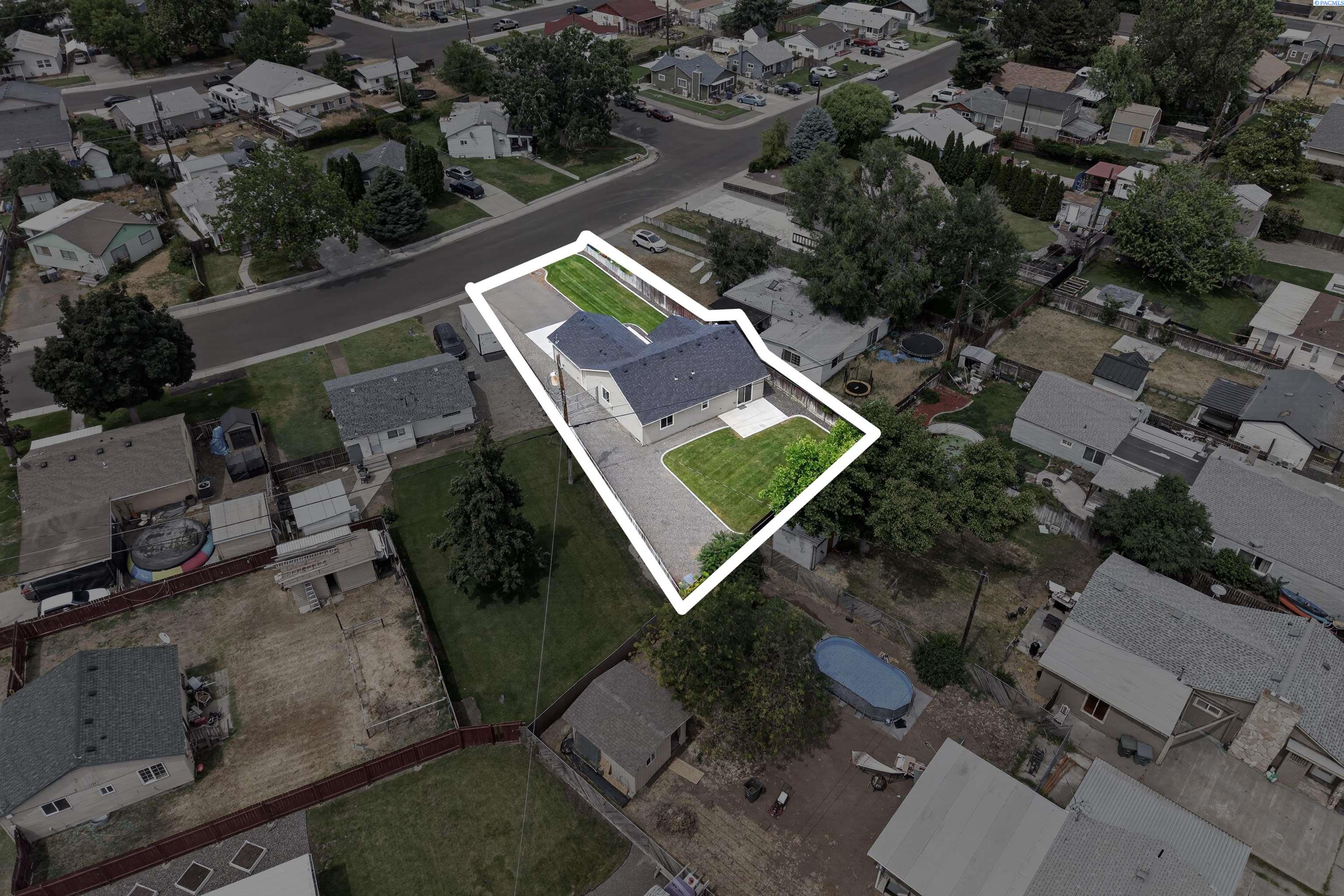 606 Sanford Ave