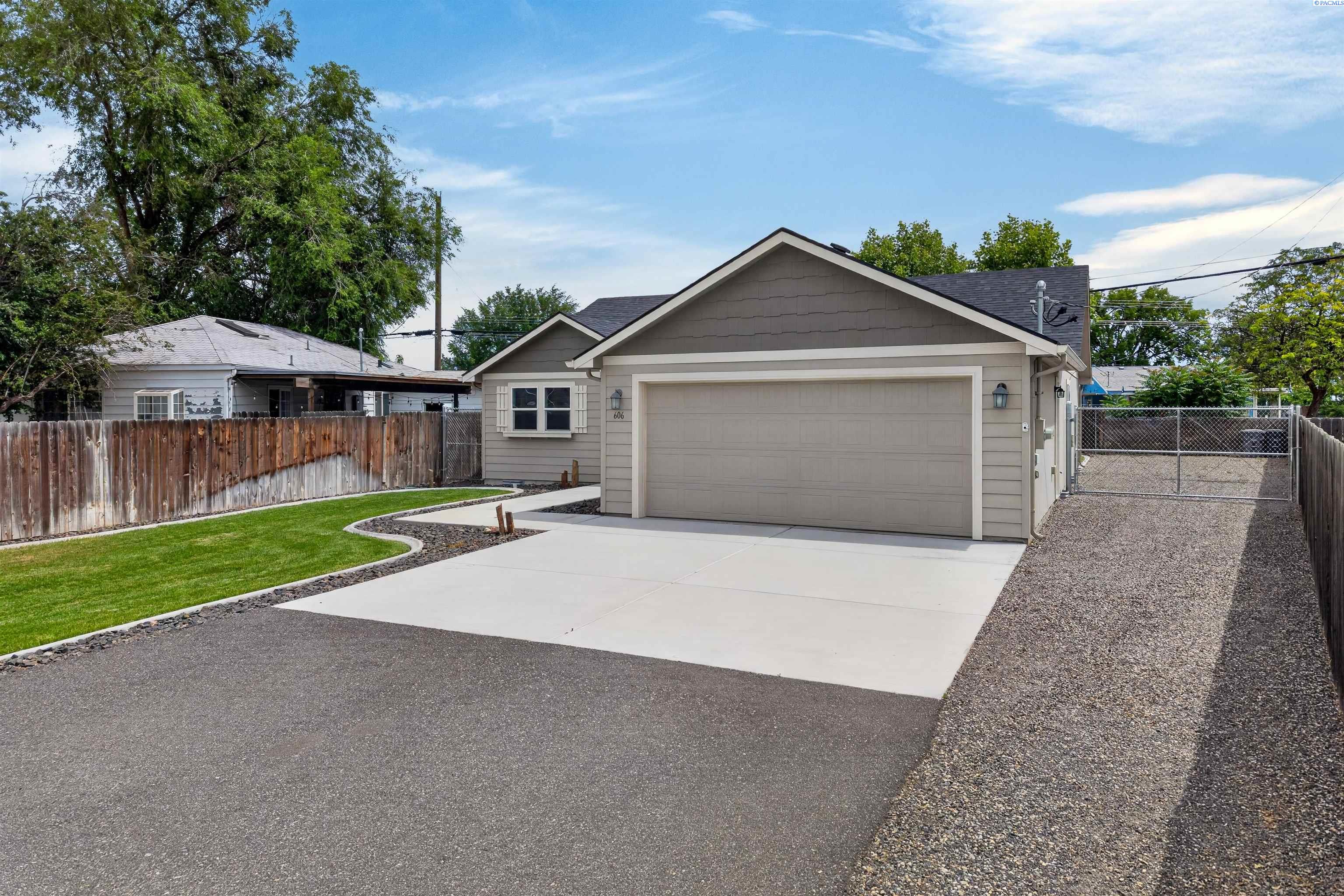 606 Sanford Ave
