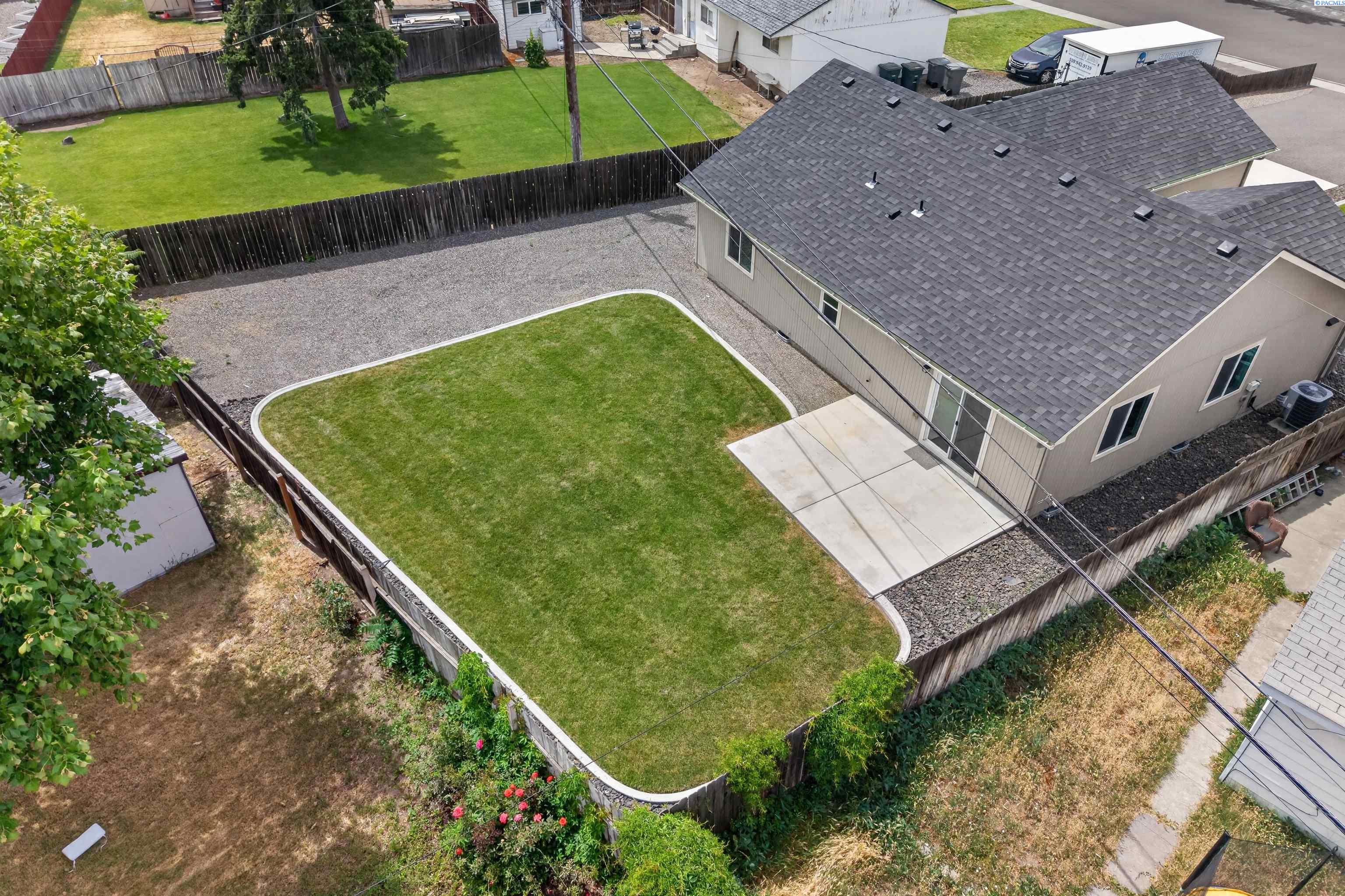 606 Sanford Ave