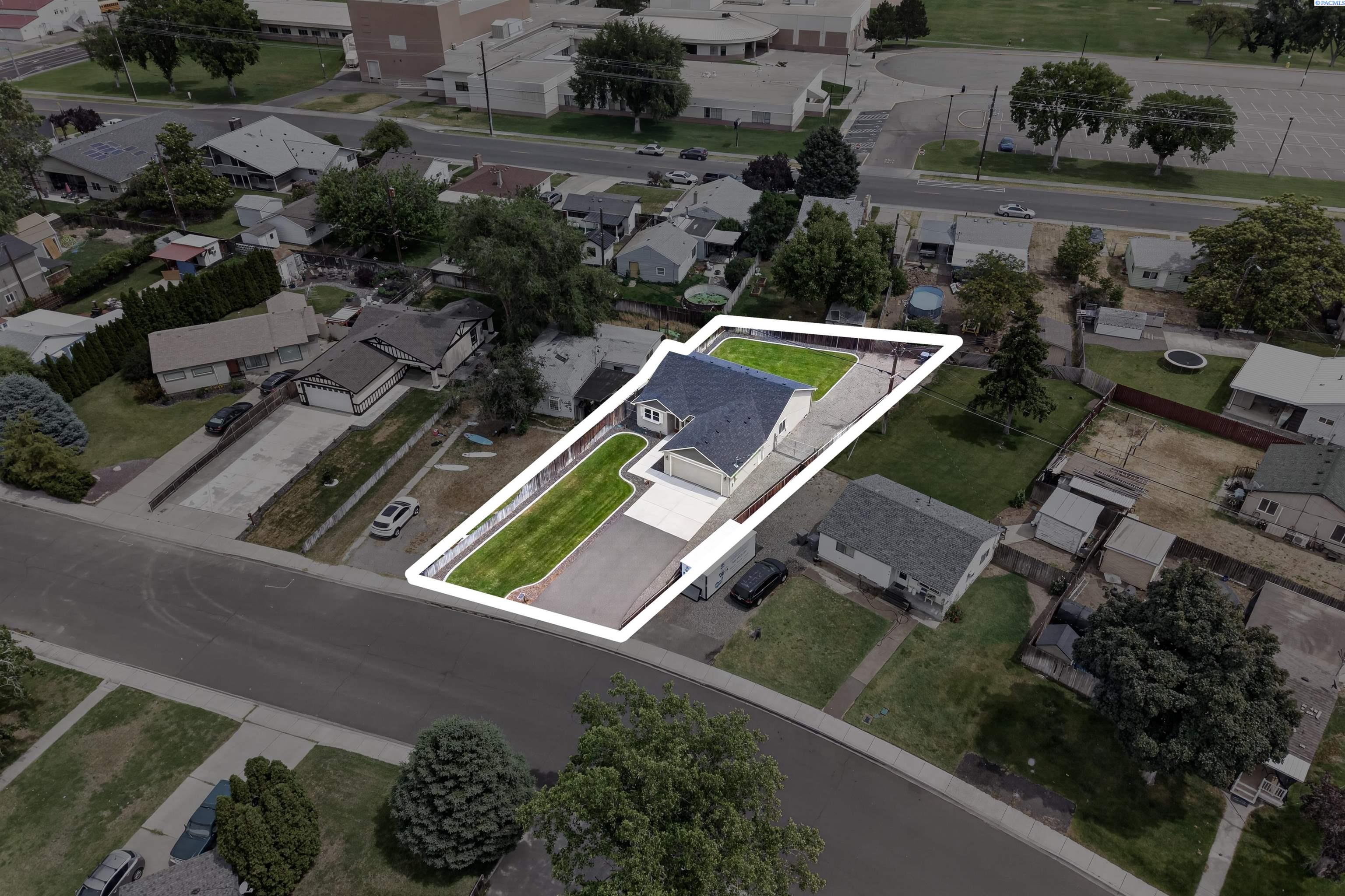 606 Sanford Ave