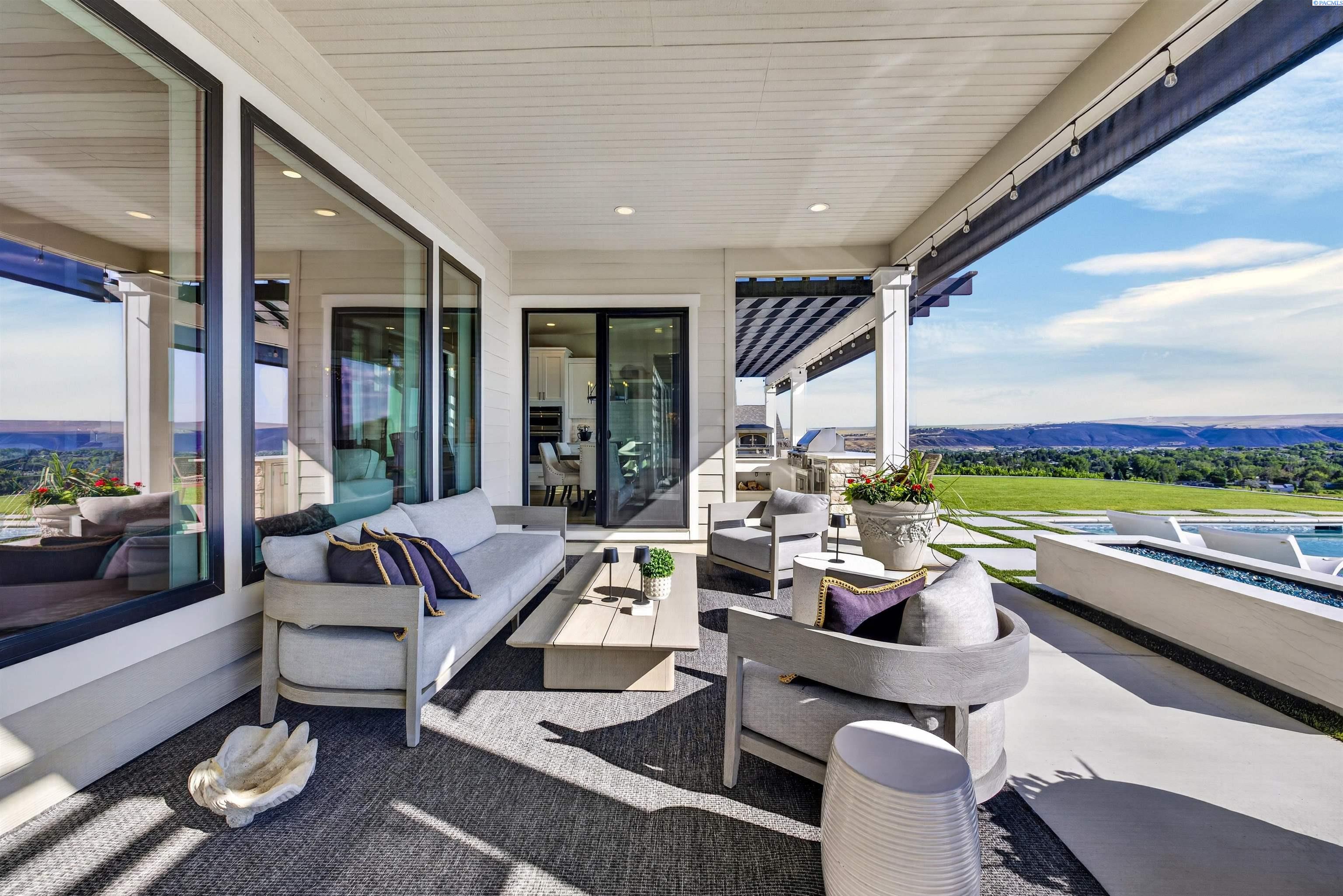 2343 Skyview Loop
