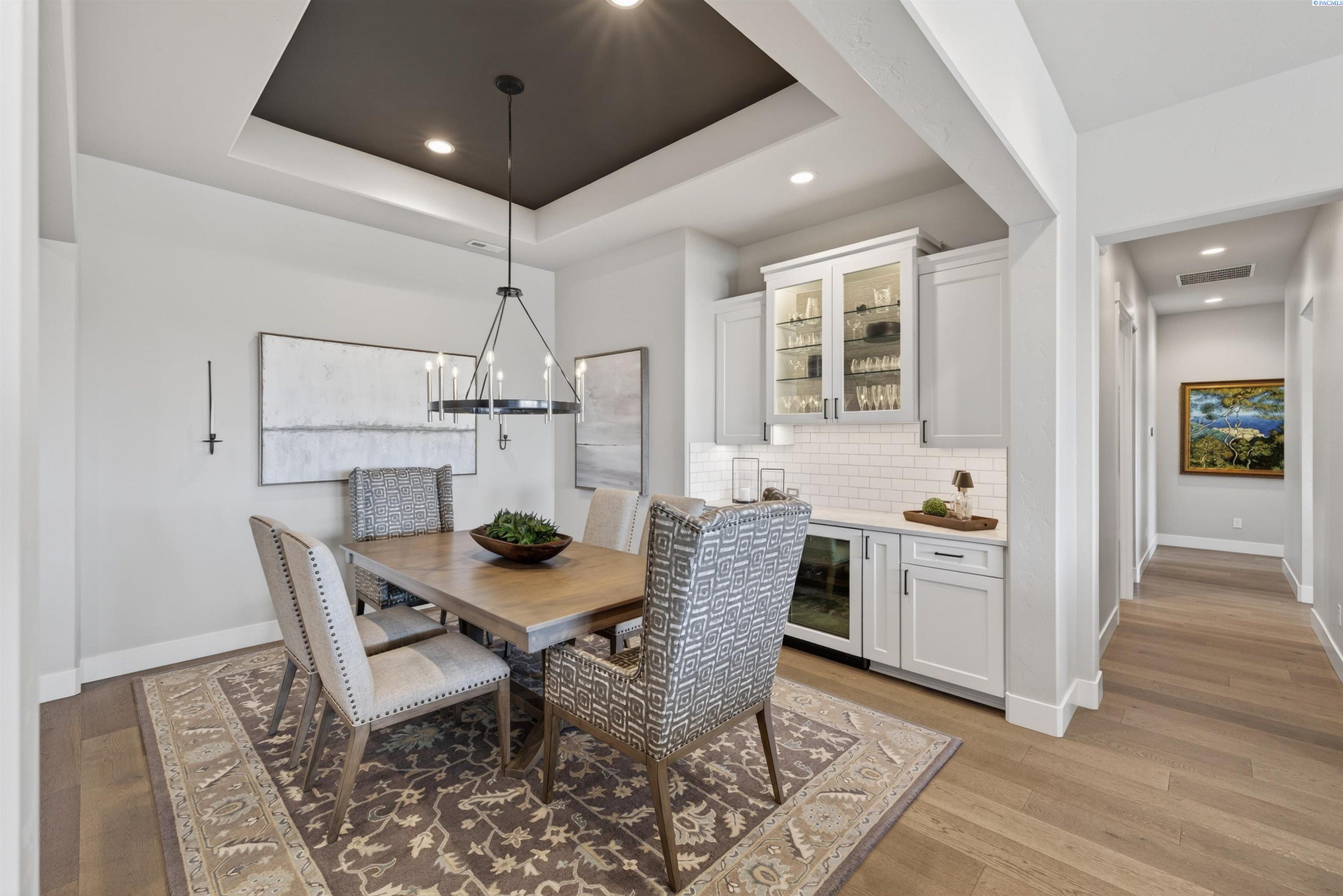 2343 Skyview Loop