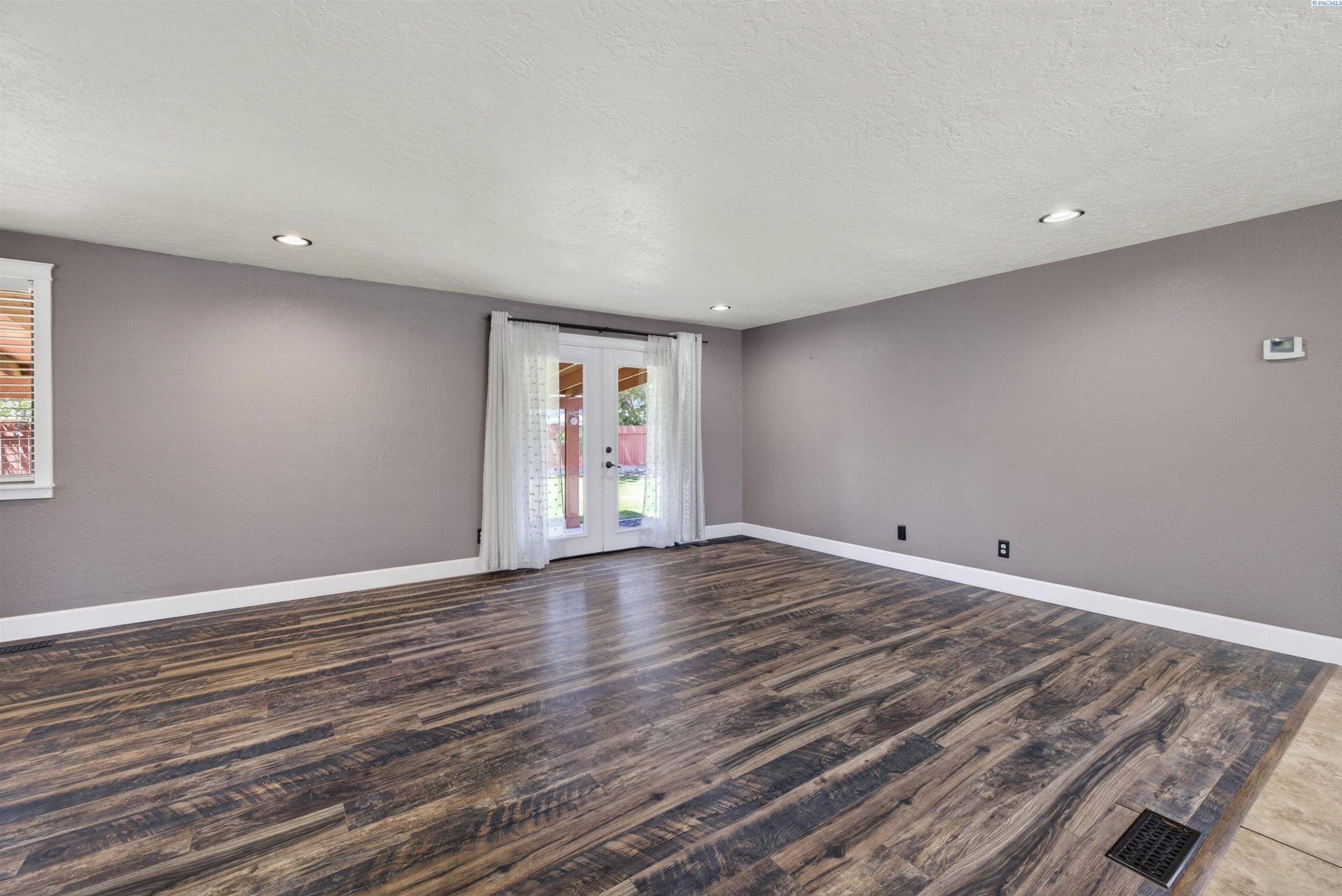 4212 Mojave Drive