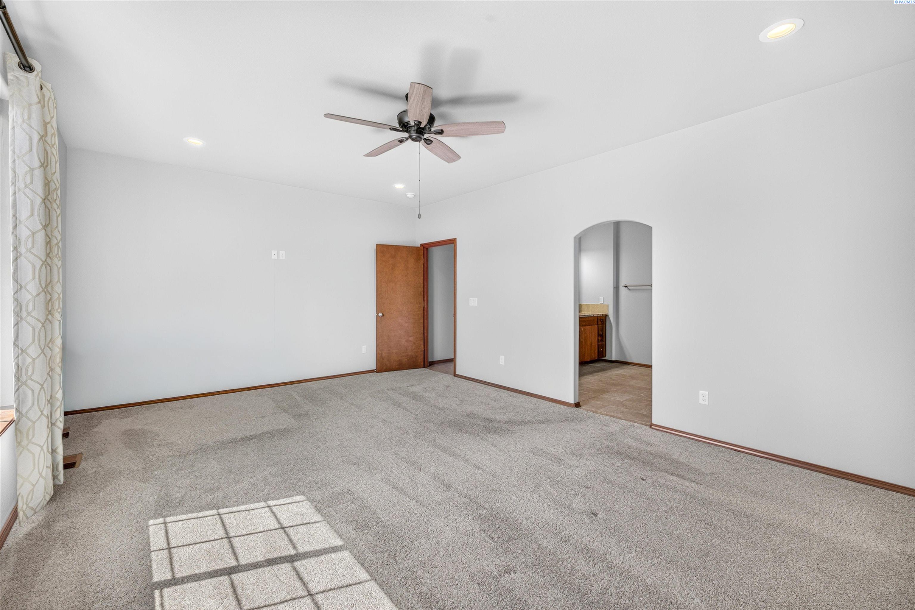 3221 Road 71st Place