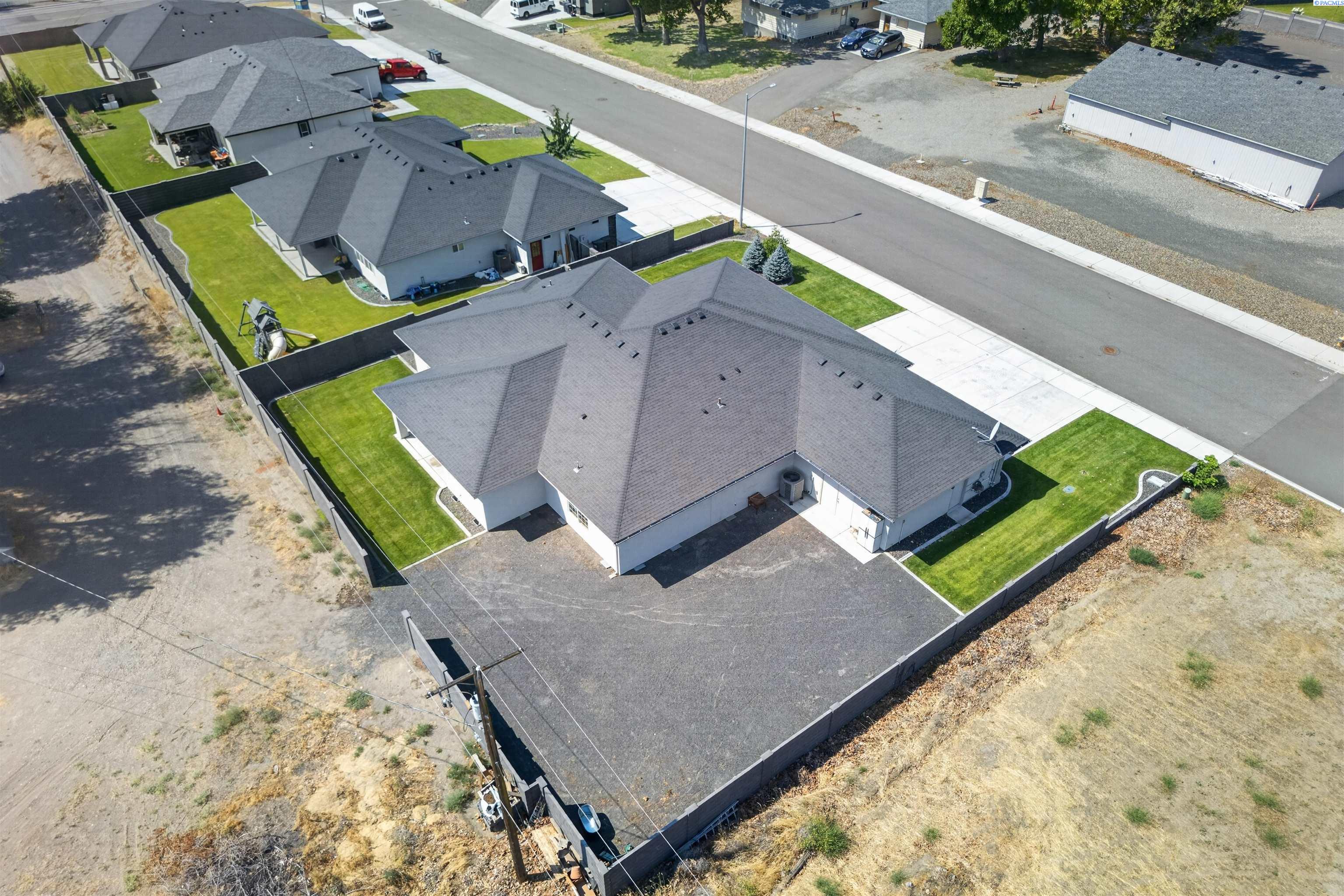 3221 Road 71st Place