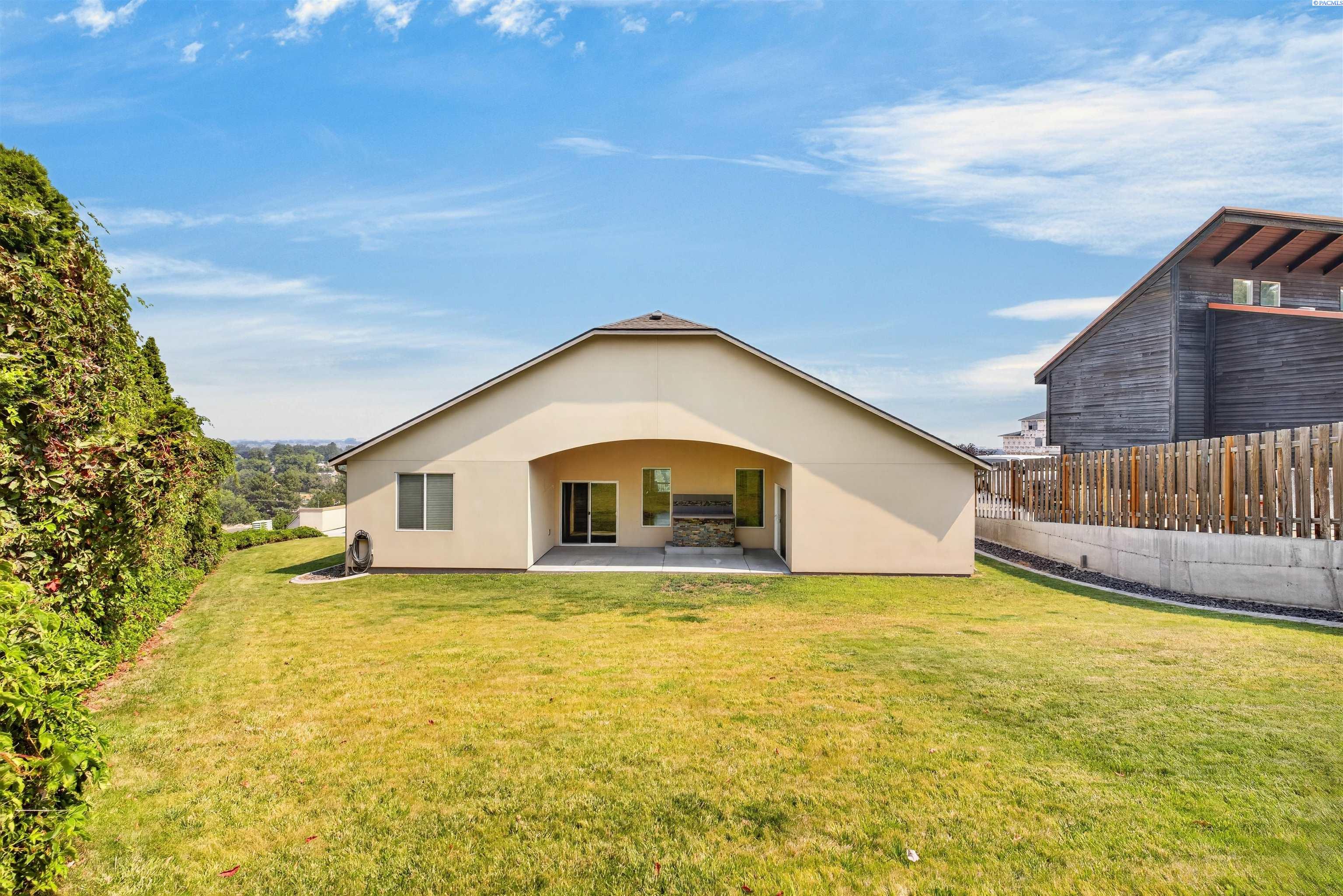 4455 King Drive