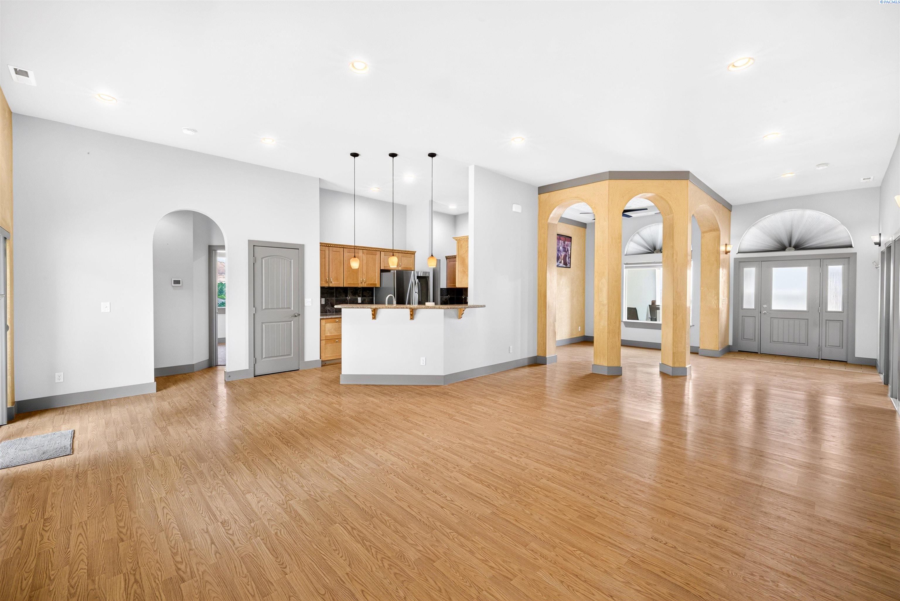 4455 King Drive
