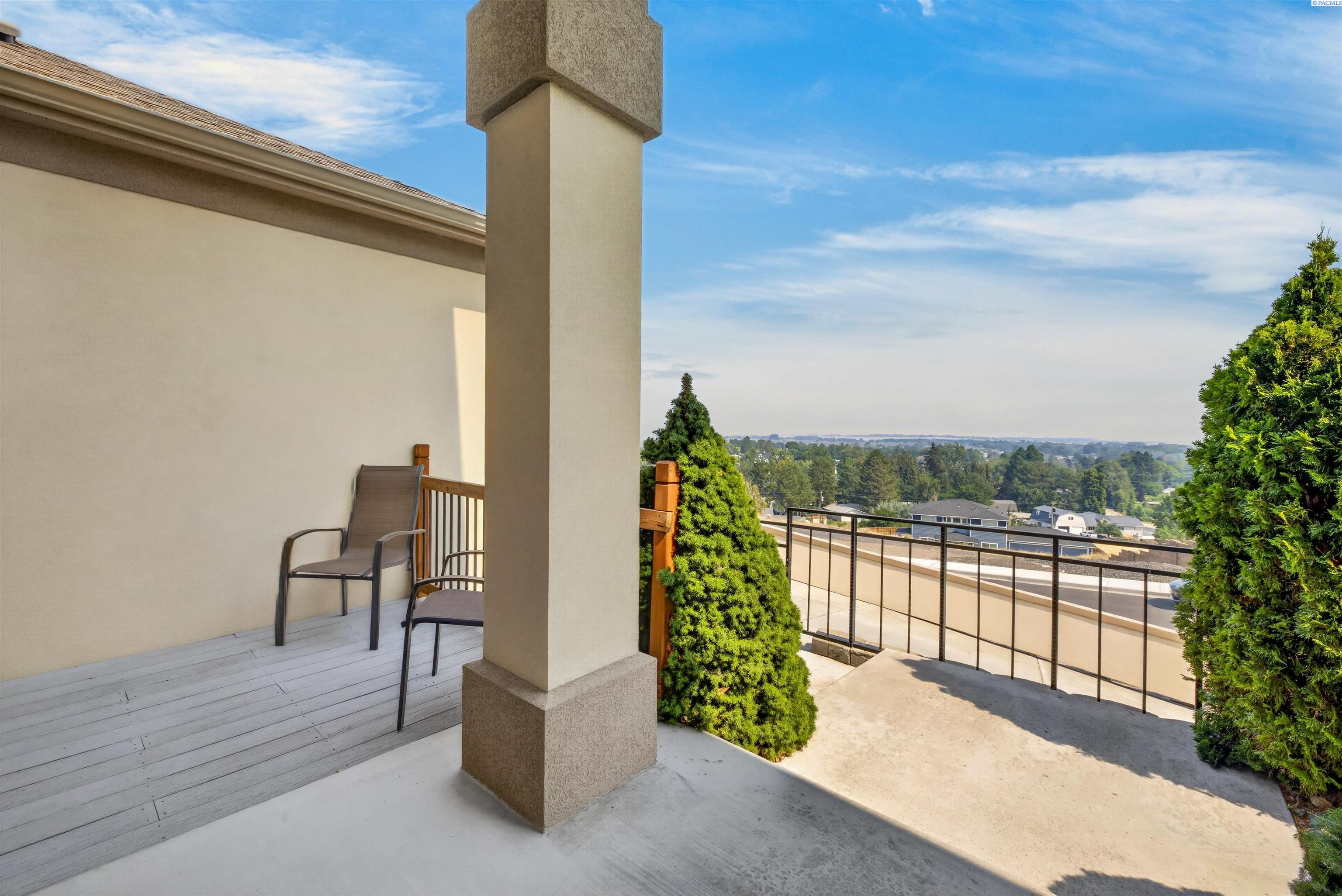 4455 King Drive