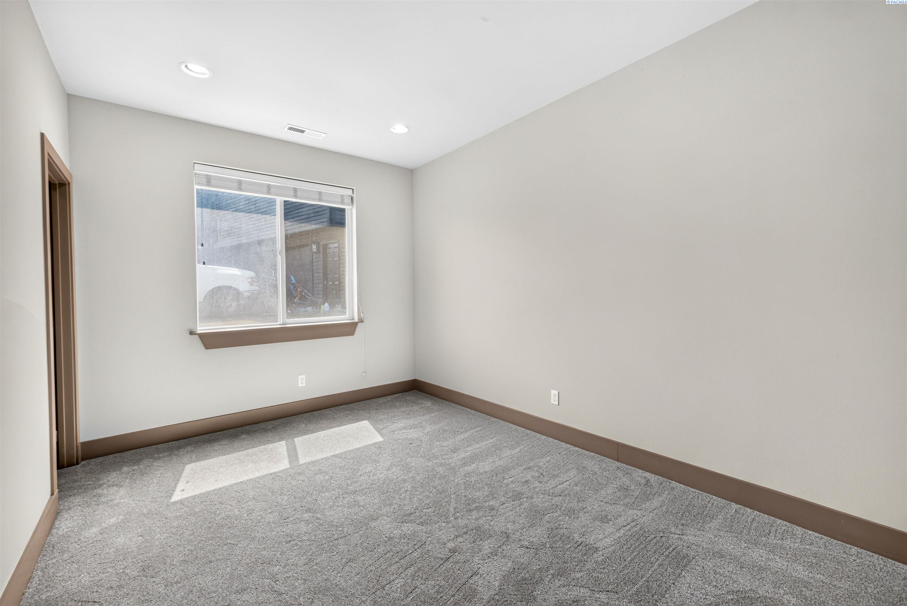 4455 King Drive