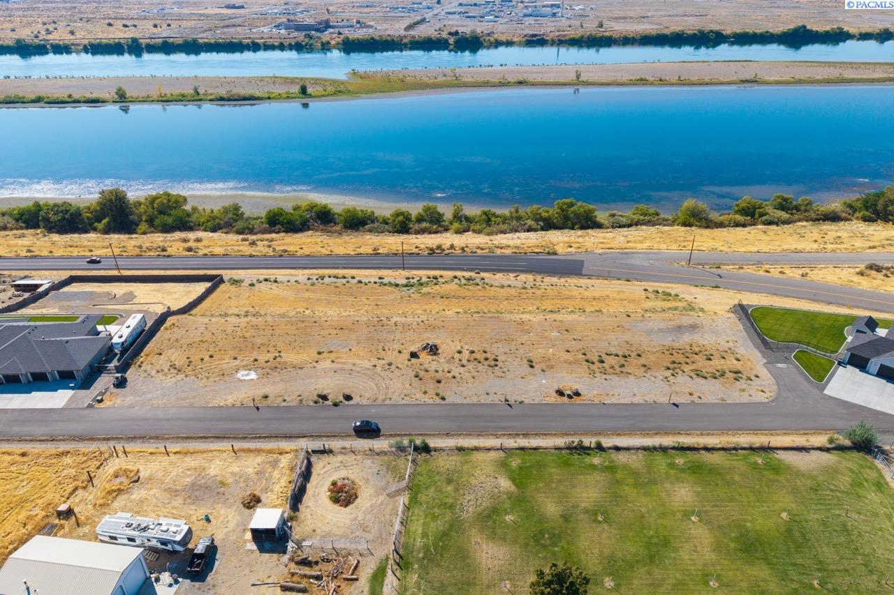 197 Columbia Bluff Lane Unit: Lot 2