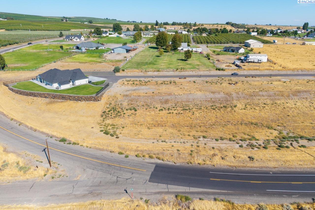 197 Columbia Bluff Lane Unit: Lot 2