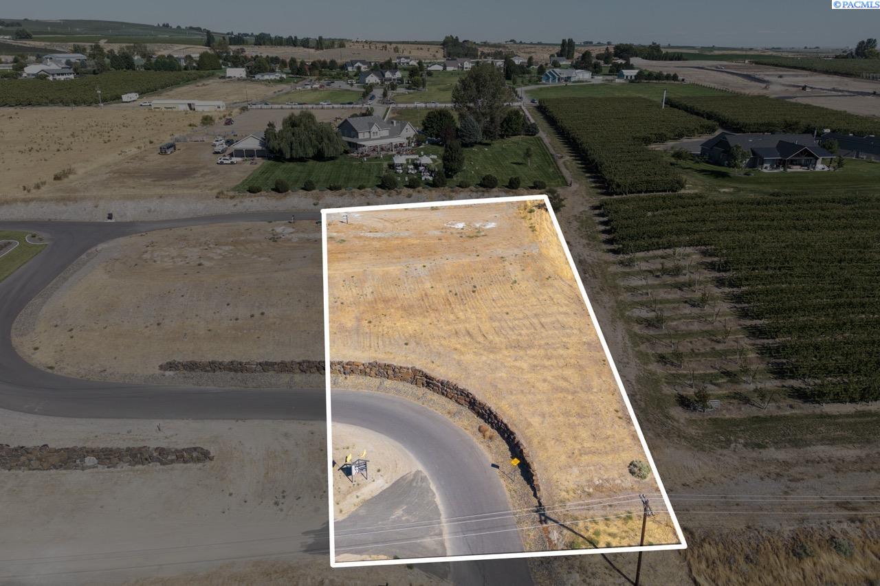 1 Columbia Bluff Lane Unit: Lot 9