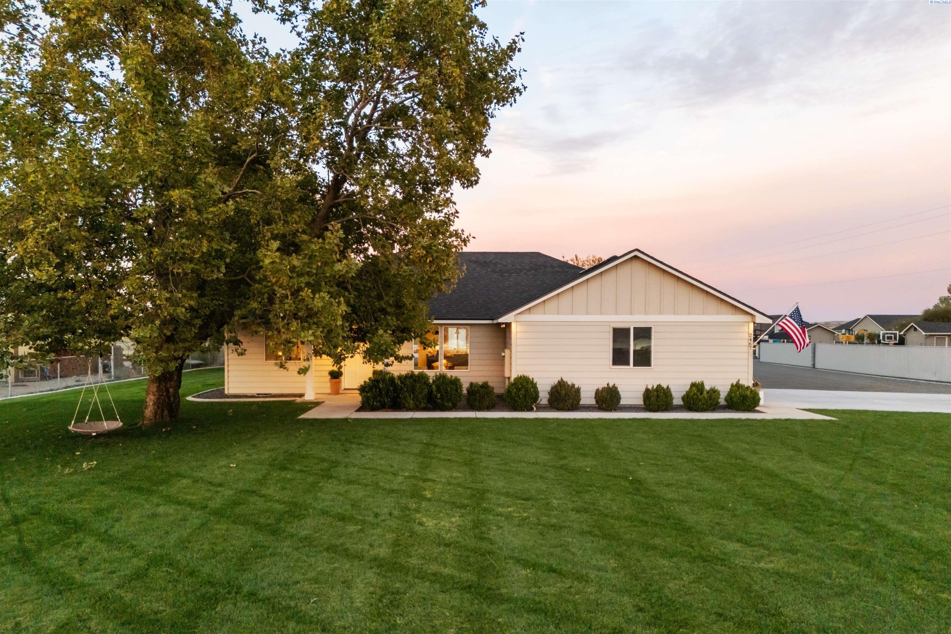 2467 Hanson Loop
