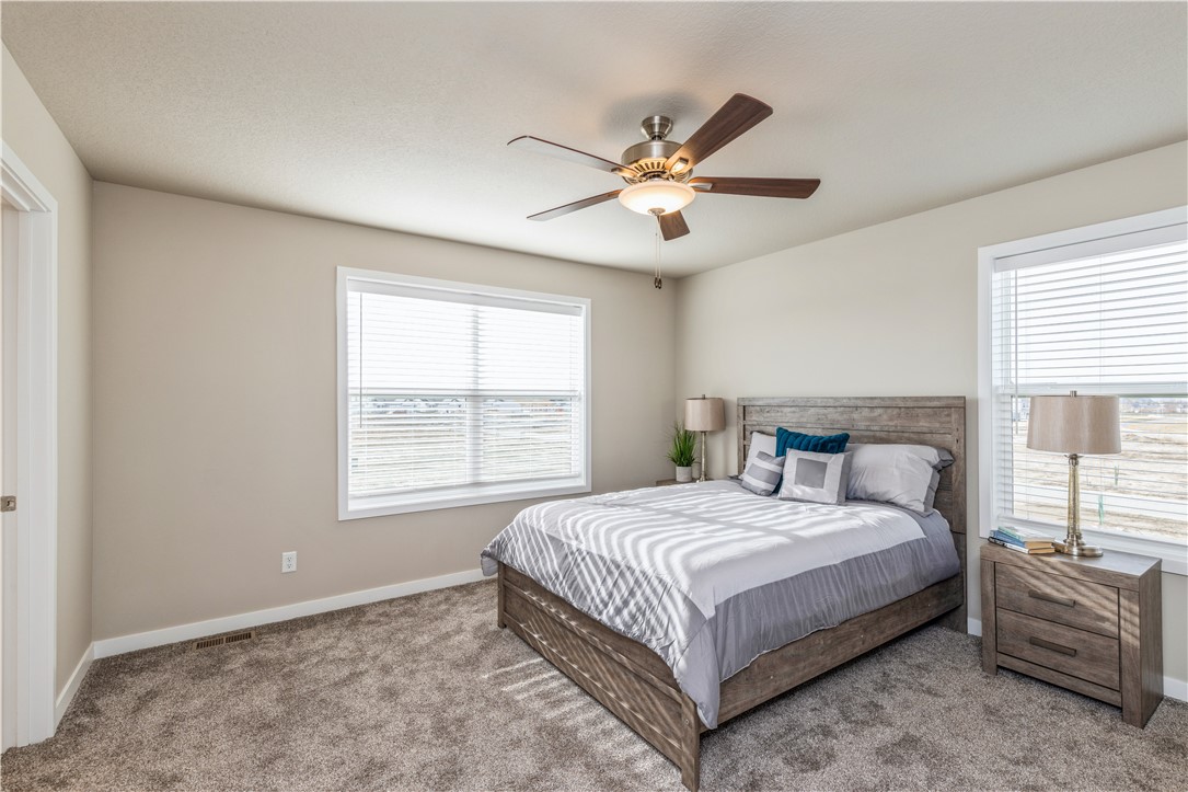 3403 NW Stratford Lane