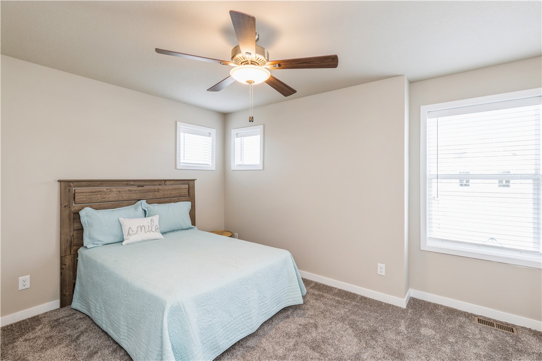 3403 NW Stratford Lane