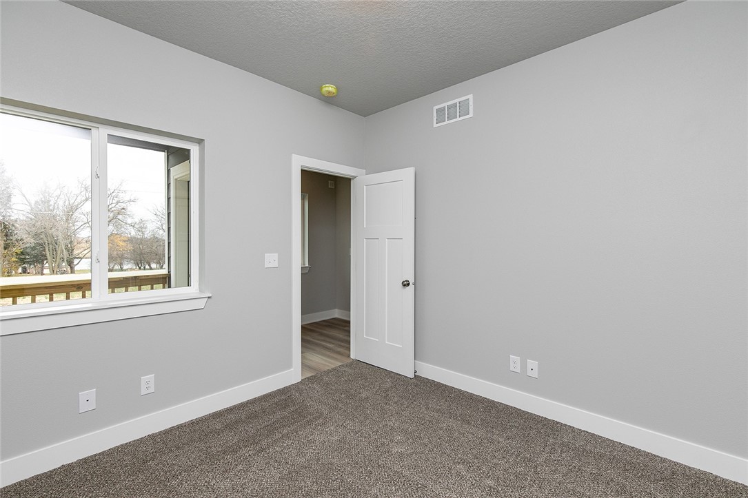 3108 Shadow Creek Avenue