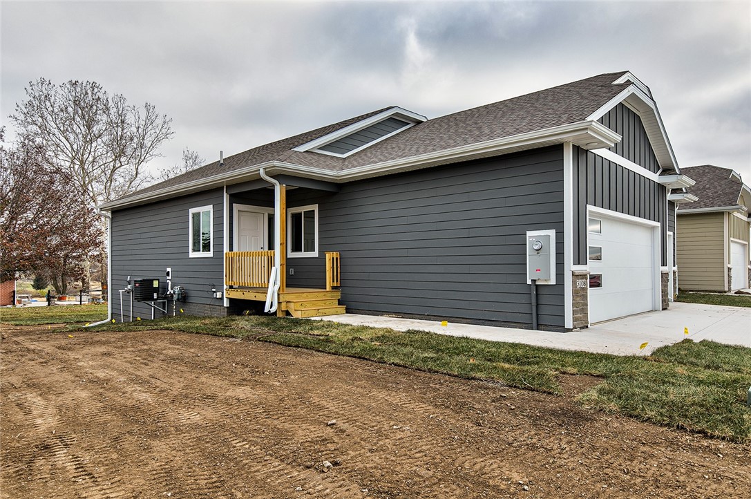 3108 Shadow Creek Avenue