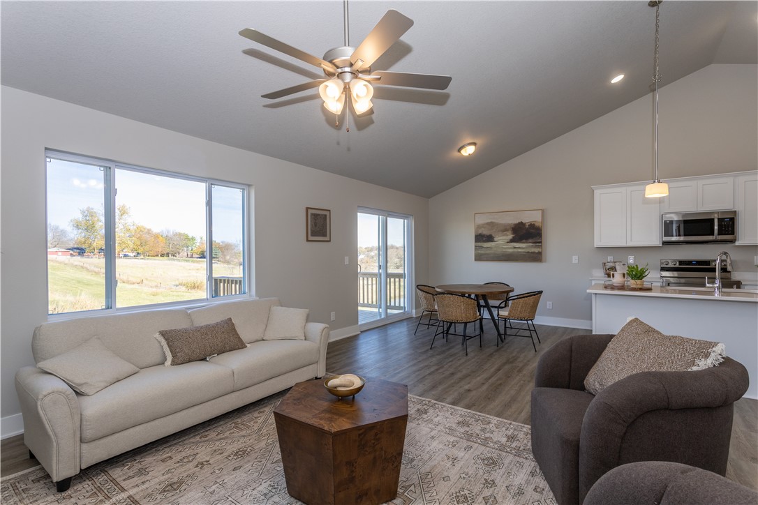 2944 Prairieside Place