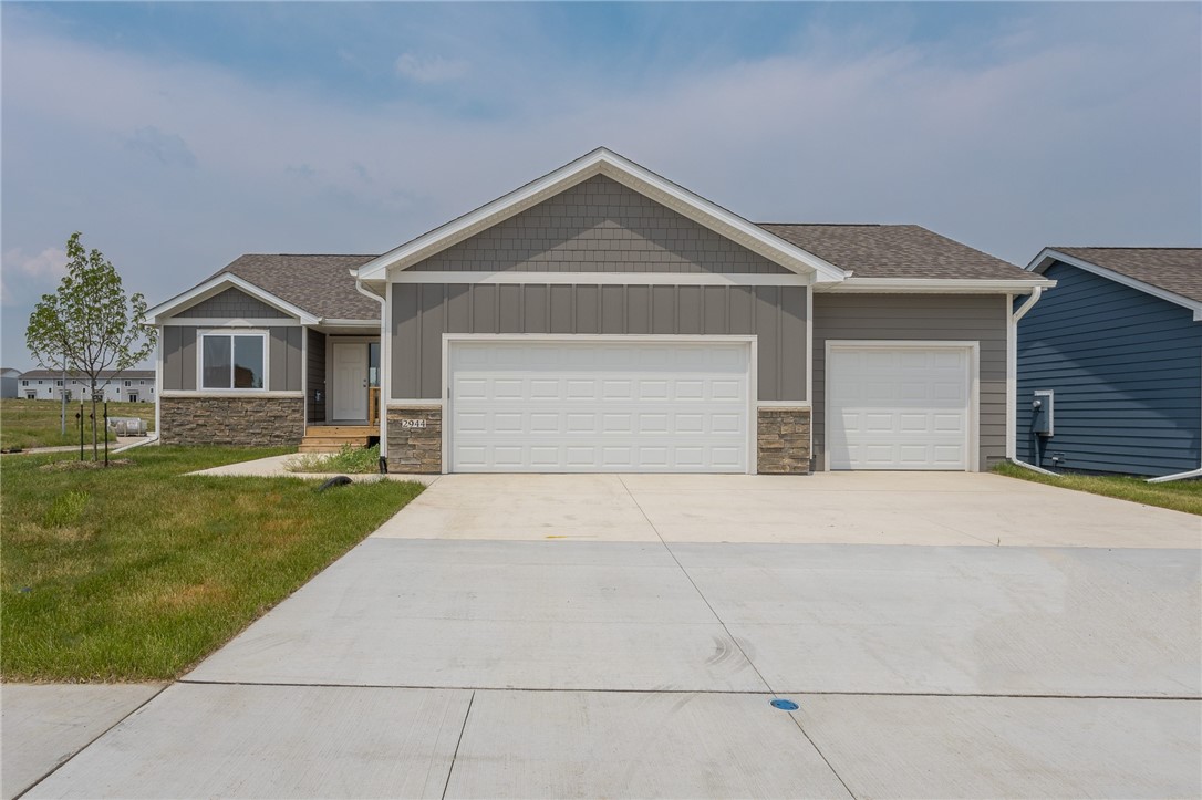 2944 Prairieside Place