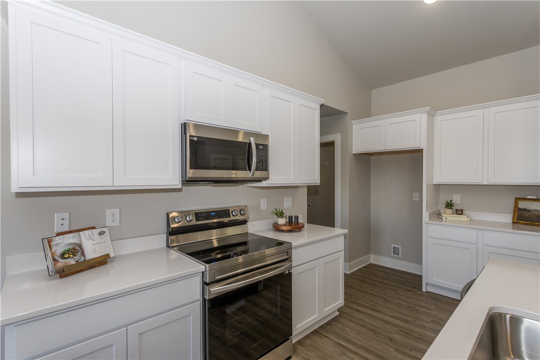 2944 Prairieside Place