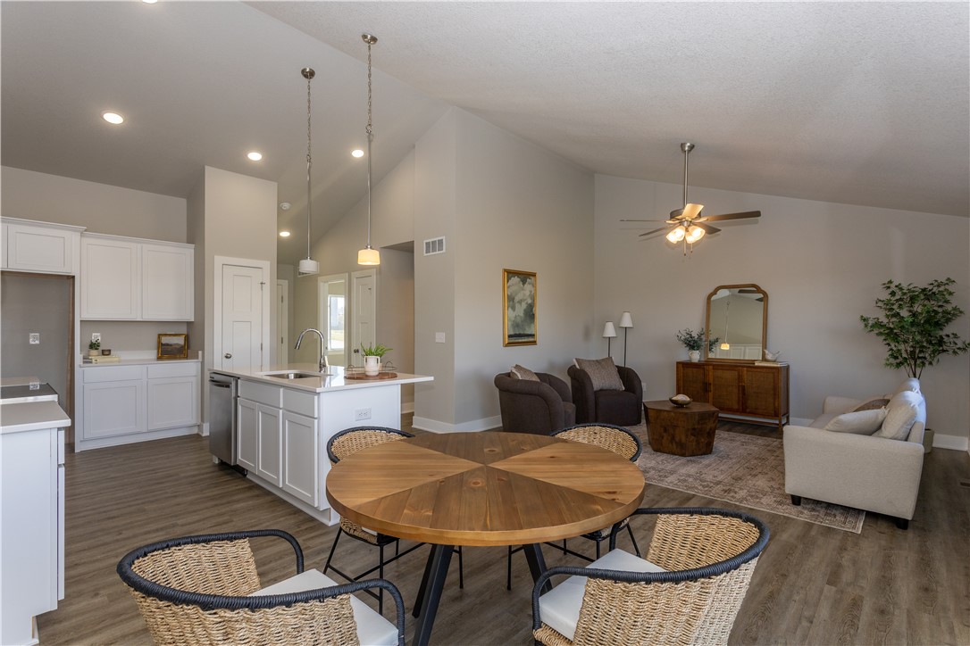 2944 Prairieside Place