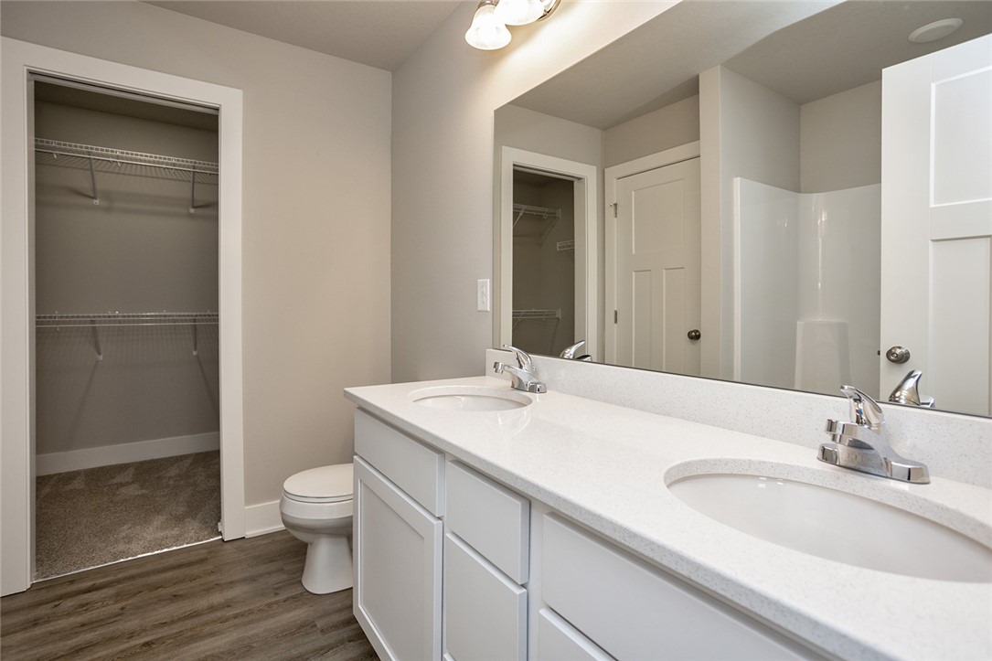 2938 Prairieside Place