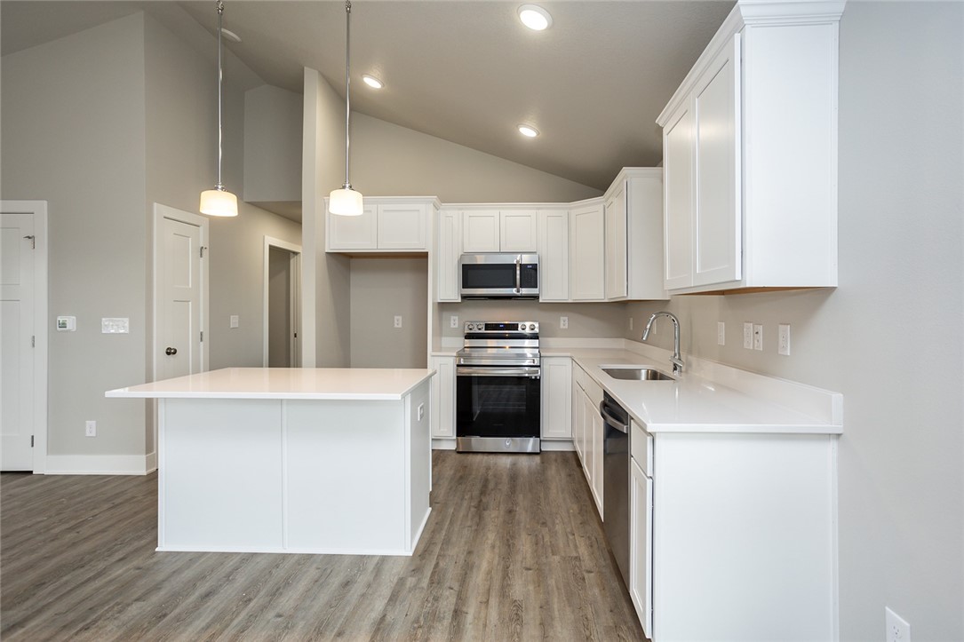 2938 Prairieside Place