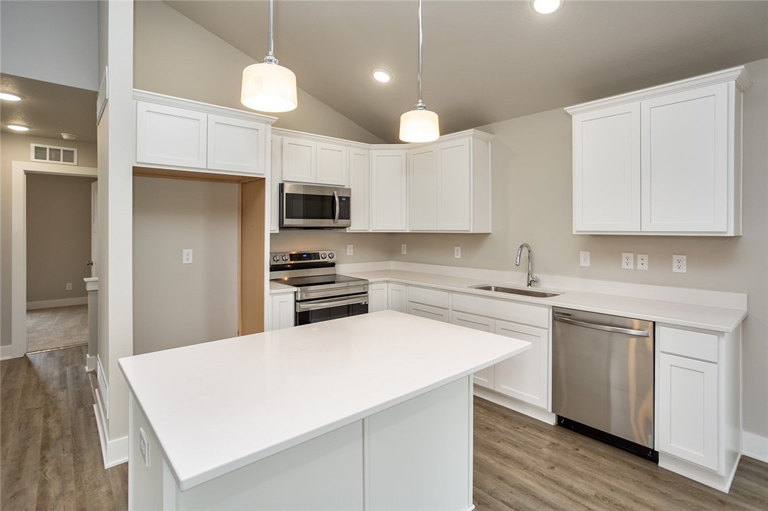 2938 Prairieside Place