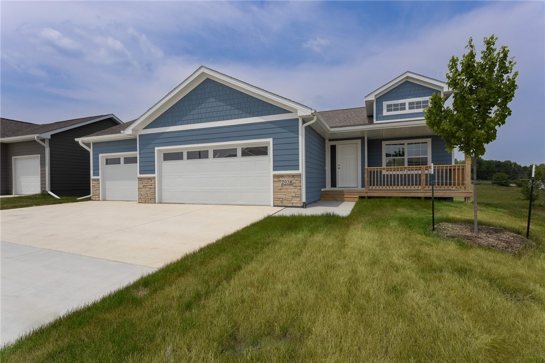 2938 Prairieside Place