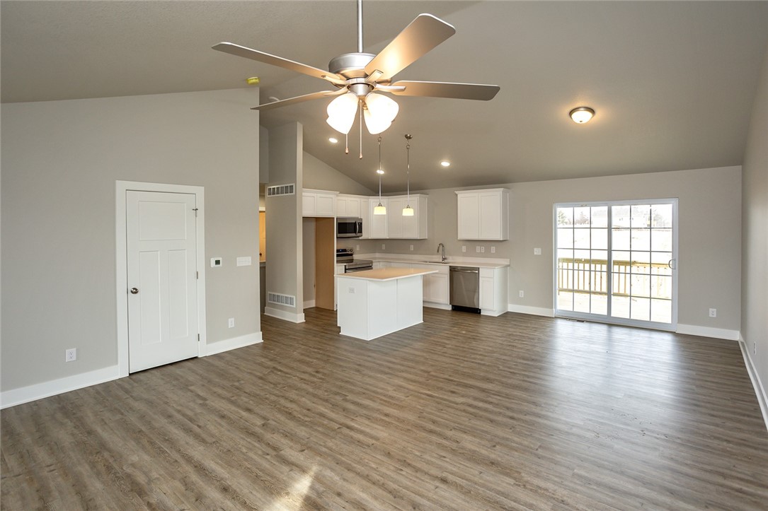 2938 Prairieside Place